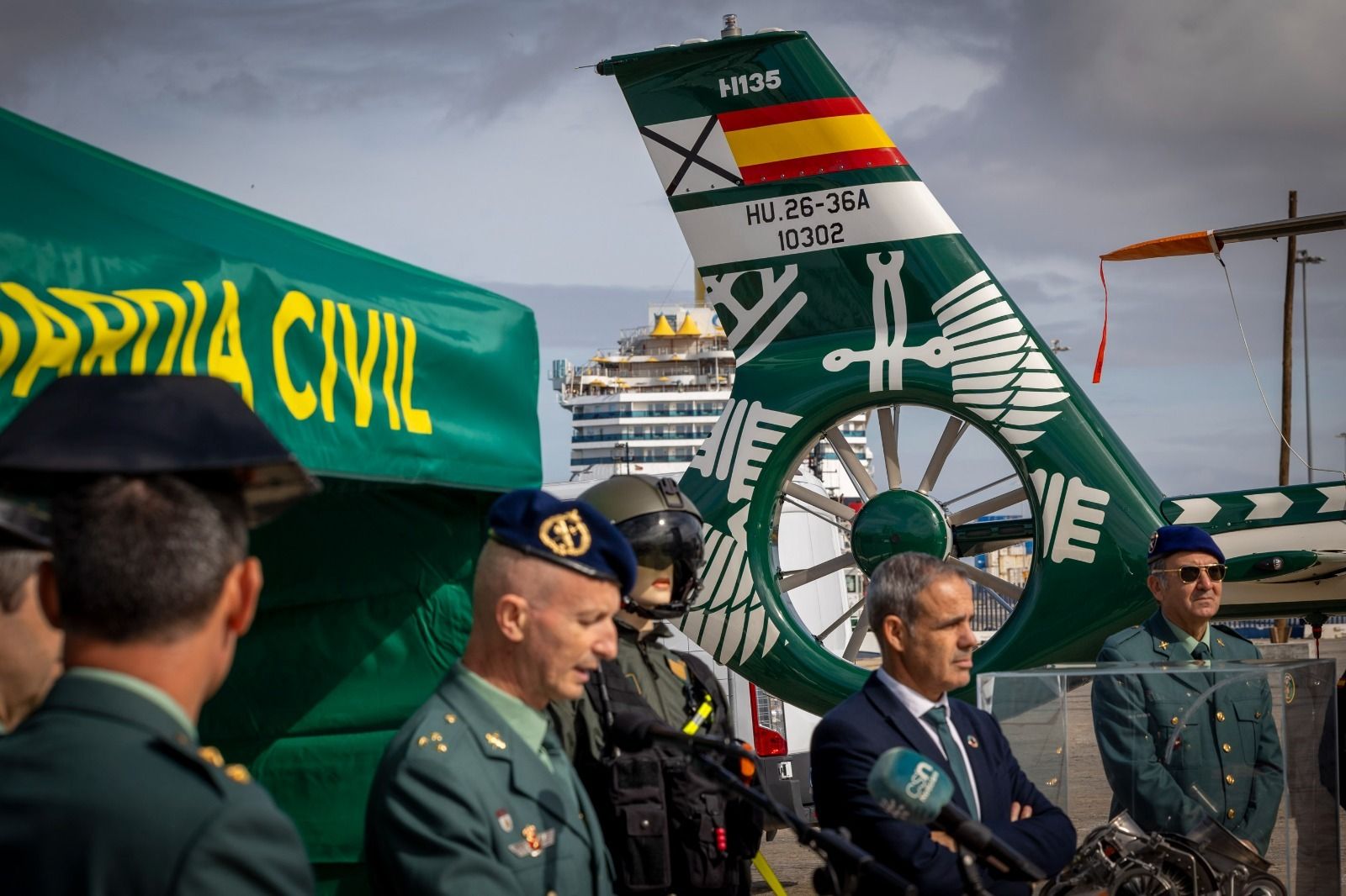 La Guardia Civil celebra en Cádiz el 50 aniversario de su Unidad Aérea