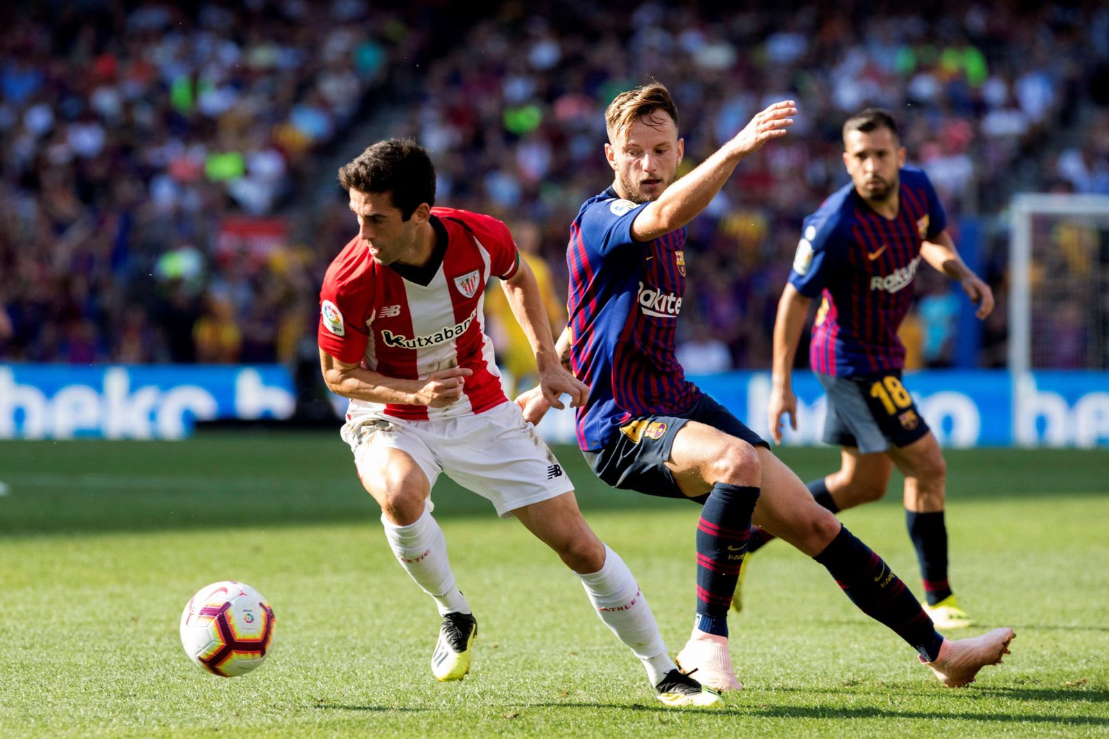 Susaeta se marcha del barcelonista Ivan Rakitic.