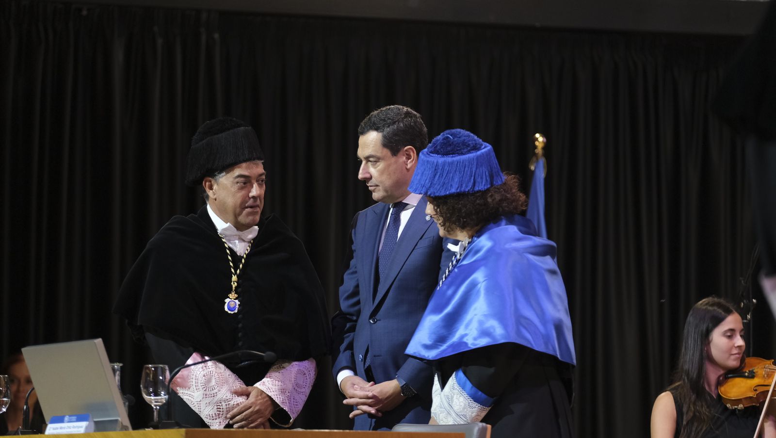 El Presidente de la Junta Juanma Moreno, inaugura el curso universitario andaluz en Almería