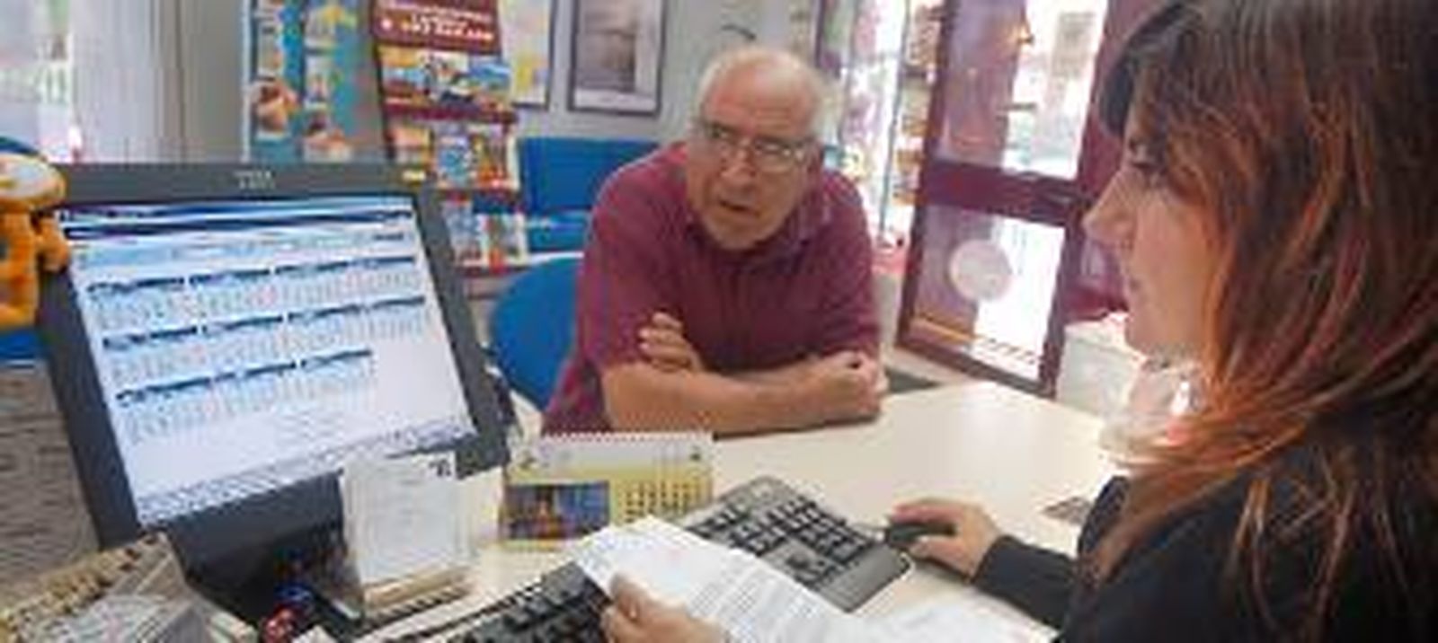 Un millón de mayores aguardan la luz verde a los viajes del Imserso