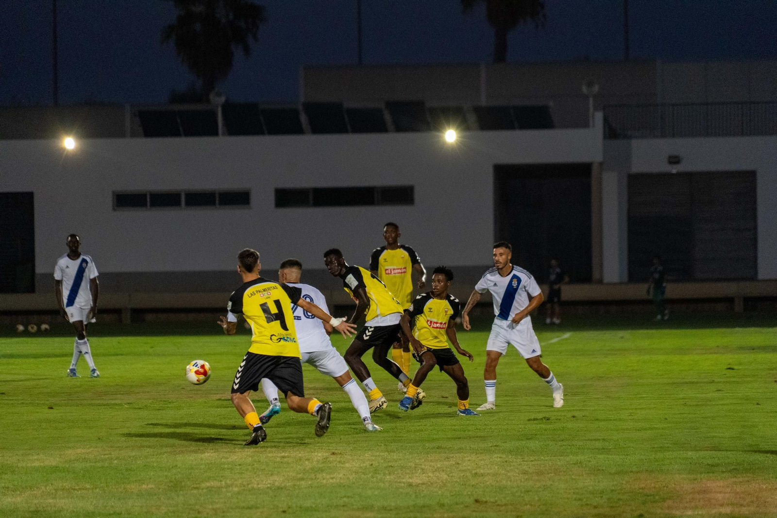 Imágenes del partido San Roque de Lepe - Recreativo de Huelva del Trofeo de la Bella