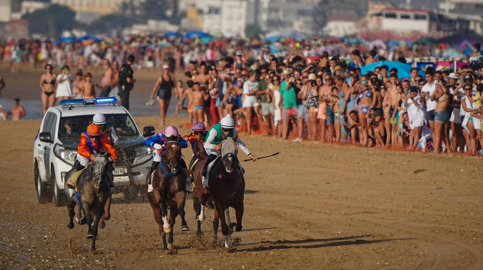 Imágenes del segundo ciclo de Carreras de Caballos de Sanlúcar