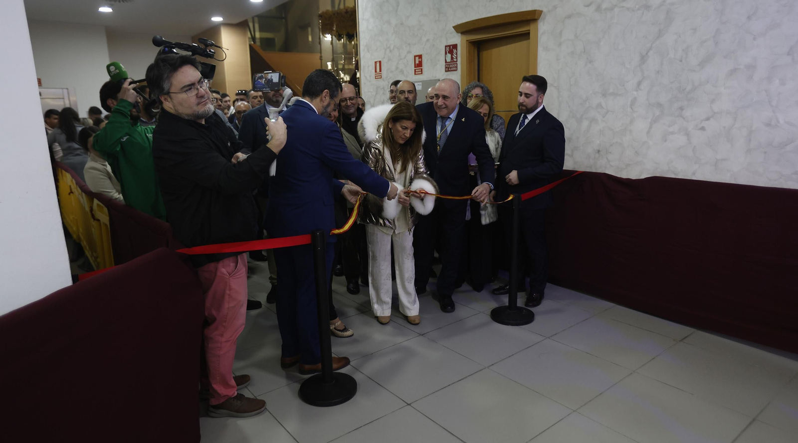 Fotos de la exposición comarcal cofrade en La Línea