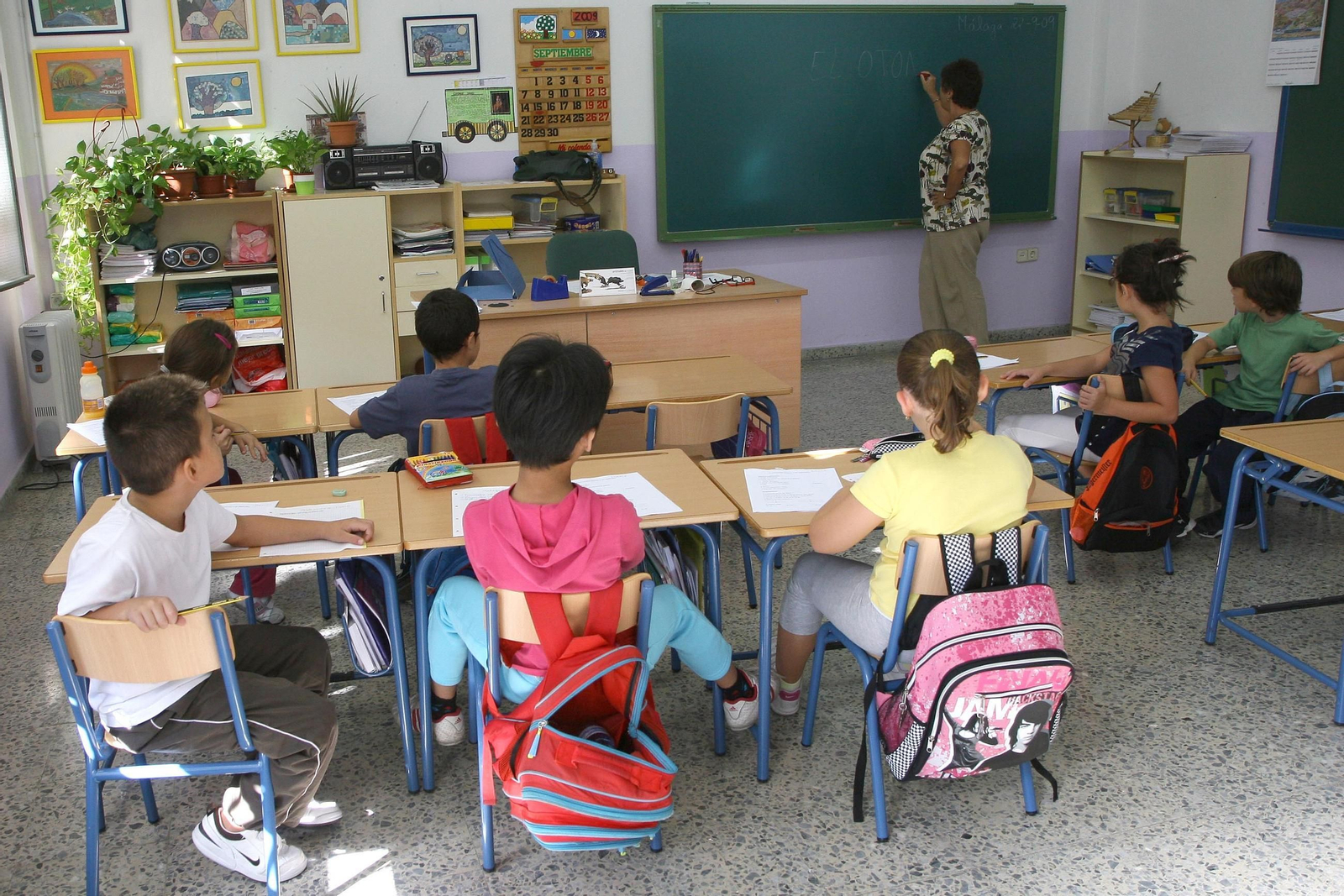 Niños en una ula de Primaria.