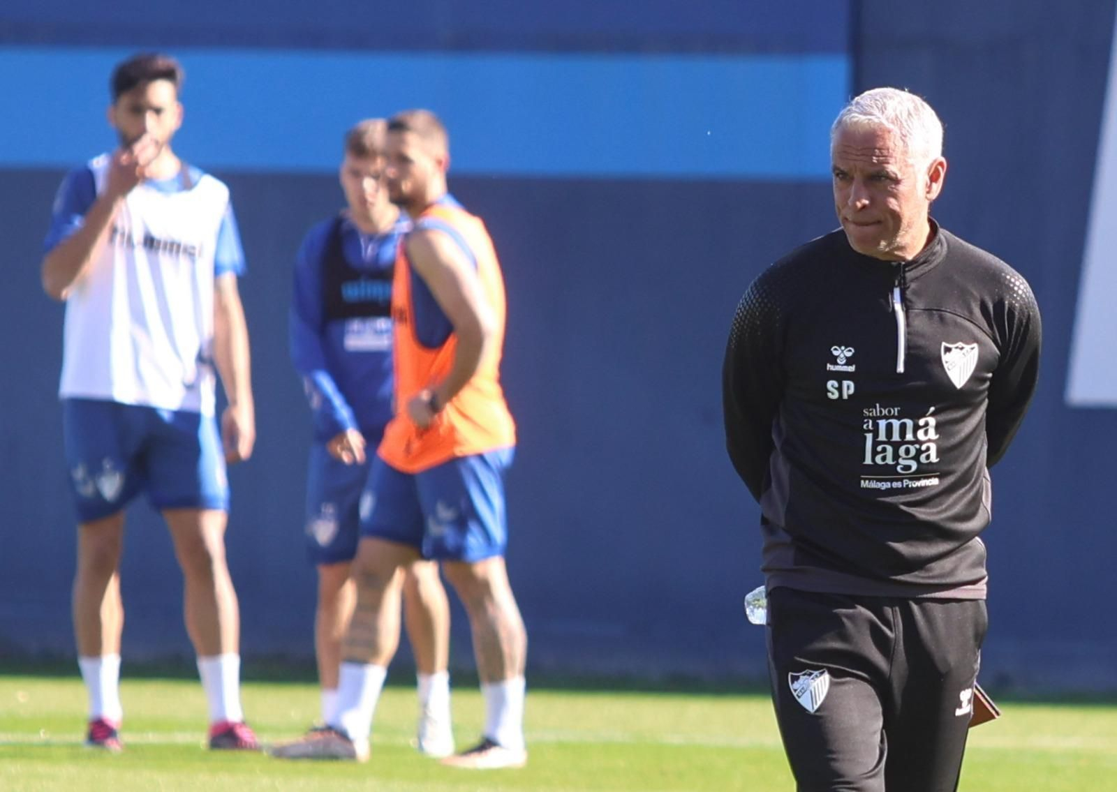 Pellicer pensativo durante el entrenamiento.