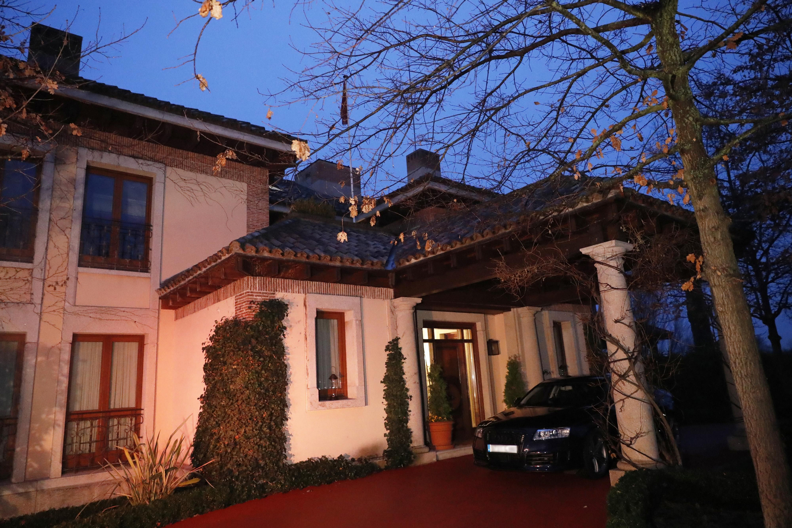 Salida hacia el Colegio Santa María de los Rosales (10-01-2018).