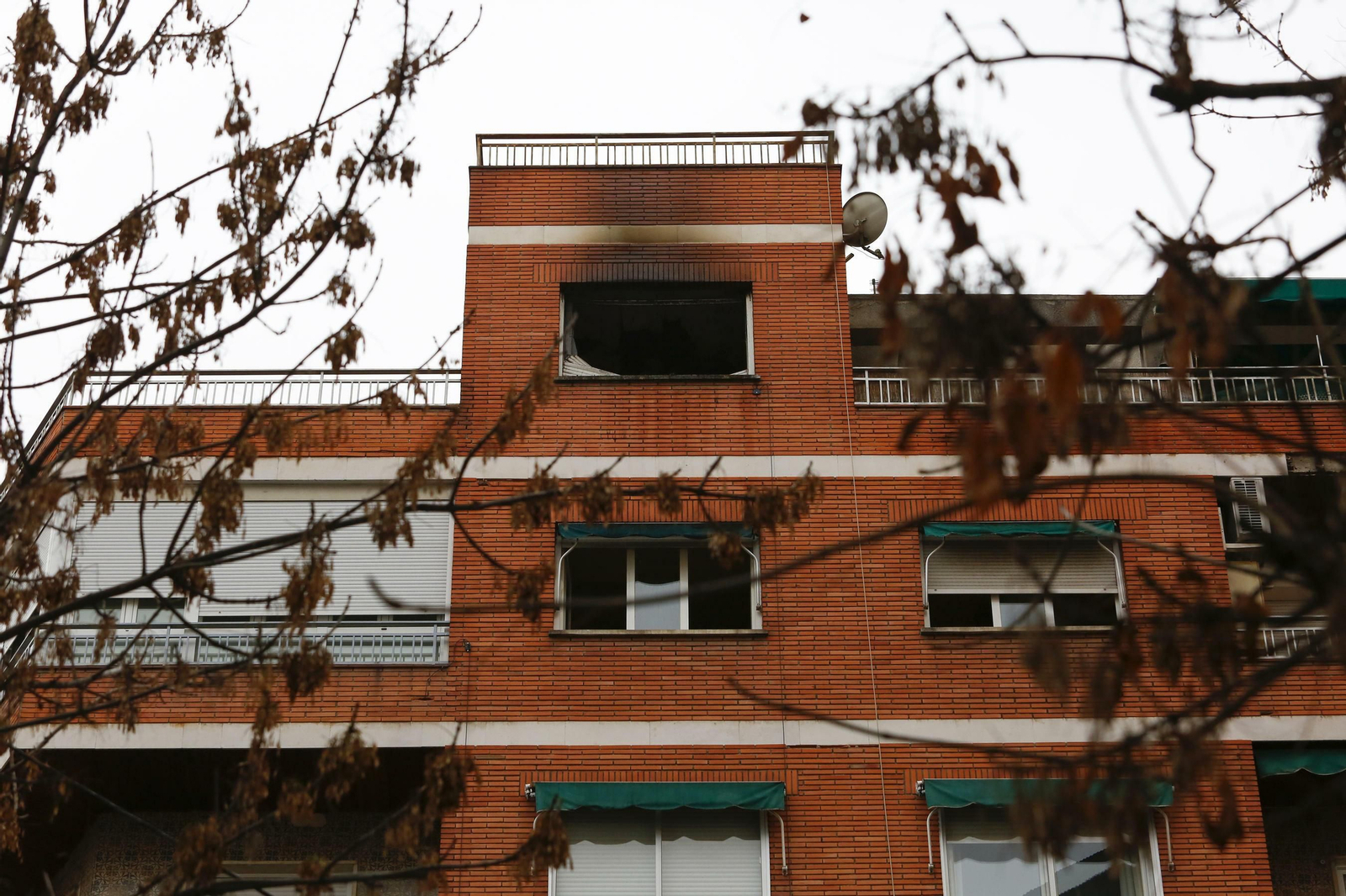 En incendio se produjo en un piso en la séptima planta del inmueble.