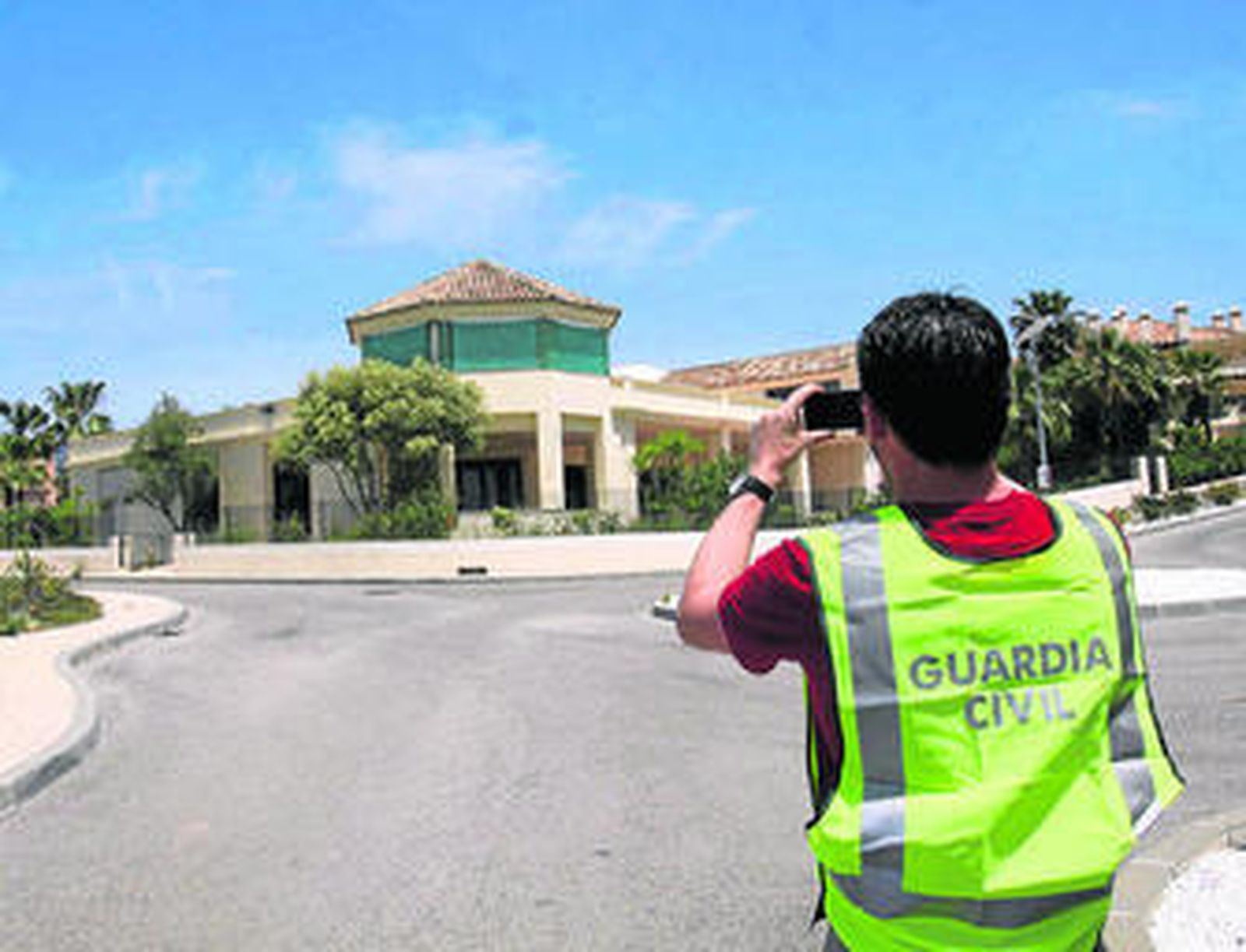 Retrato robot policial de Riccardo Fanchini.