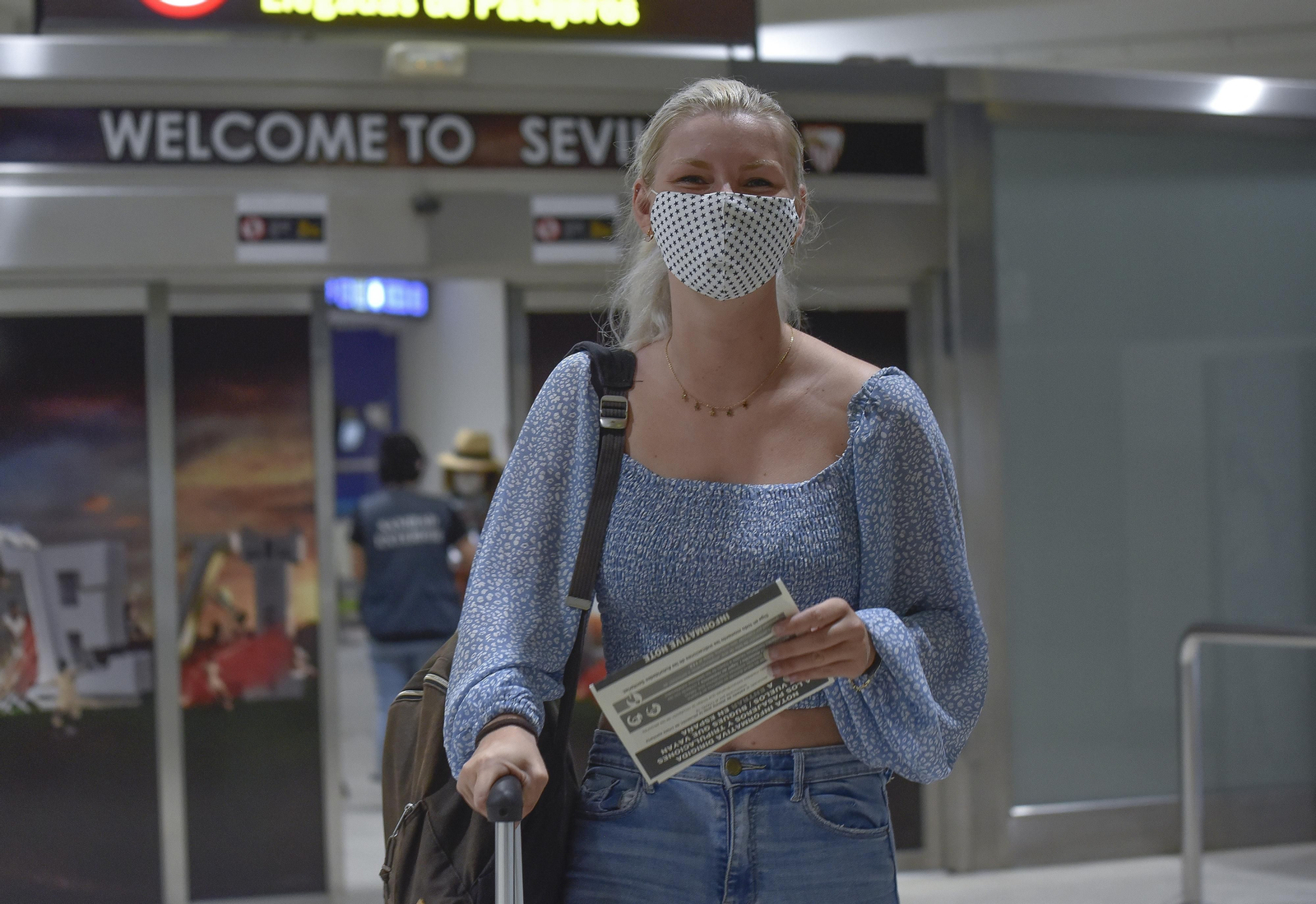 Llega a  Sevilla del primer vuelo con turistas desde el cierre de fronteras