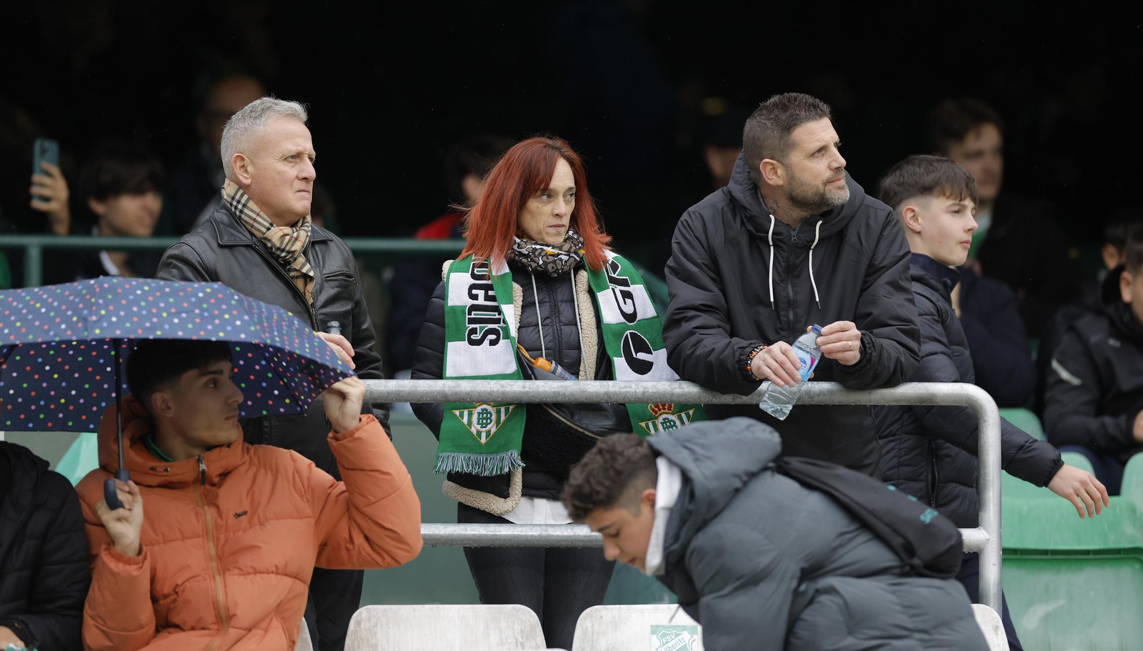 Búscate en las fotos del Betis - Las Palmas