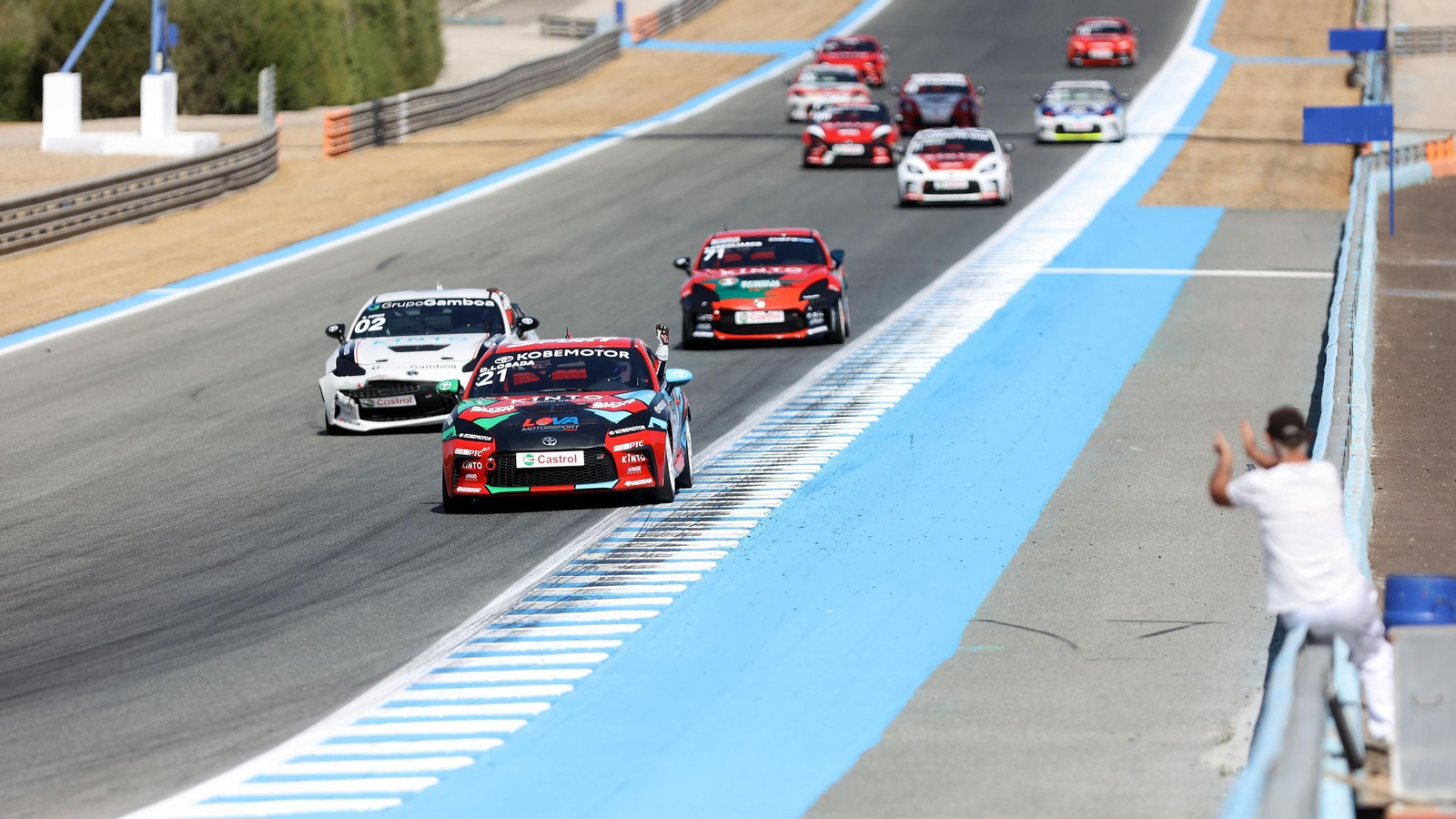 Imágenes del gran ambiente de fiesta en la Racing Weekend y el 40 aniversario del Circuito de Jerez