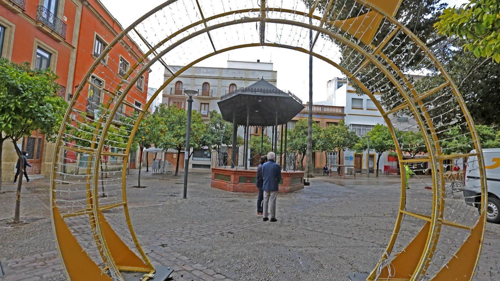 Exornos navideños en la Alameda del Banco.
