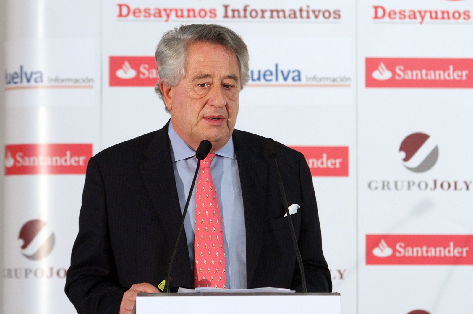 Imágenes del Desayuno Informativo del Grupo Joly con Javier Targhetta