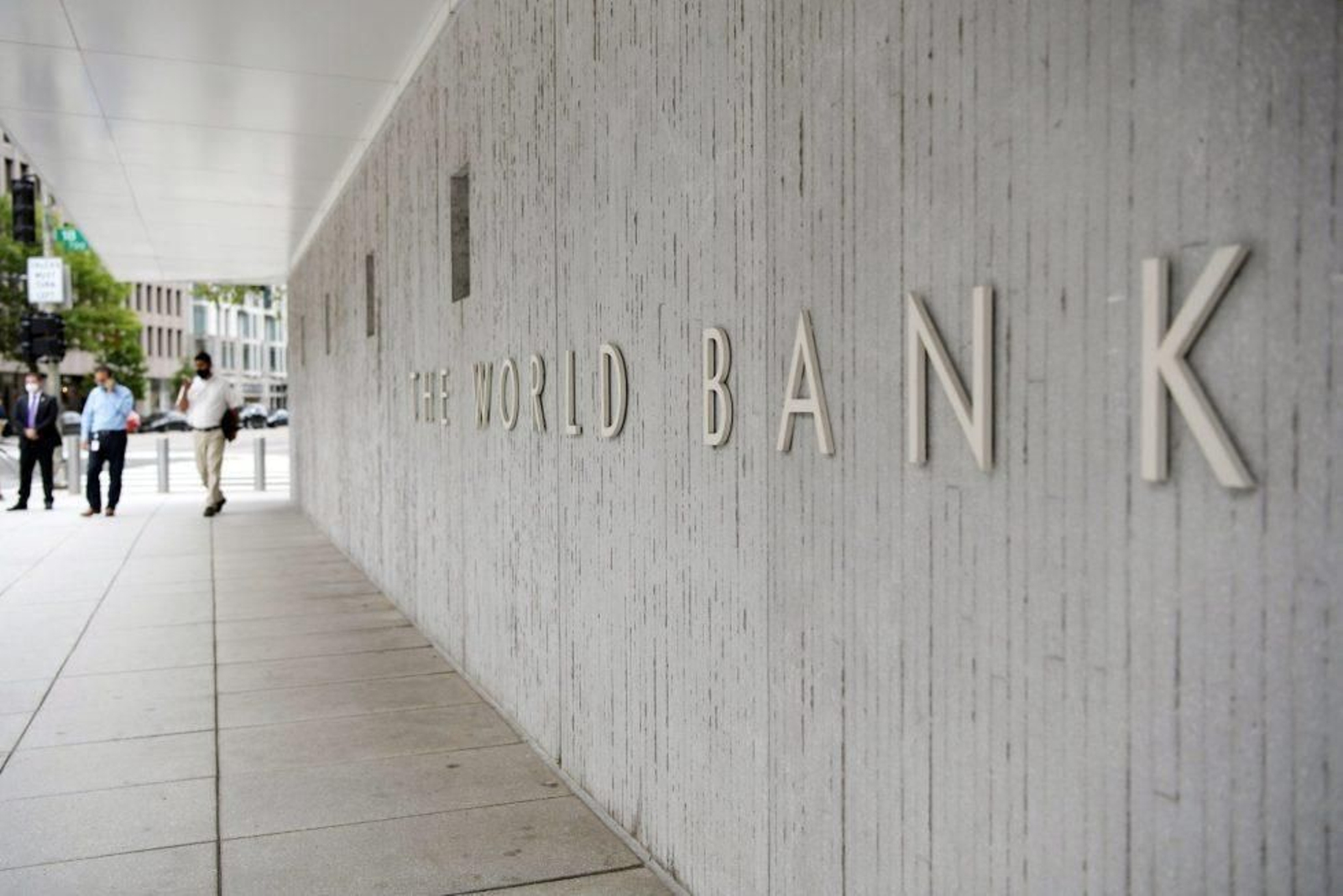 Vista de la entrada de la sede del Banco Mundial en Washington. Vista de la entrada de la sede del Banco Mundial en Washington.