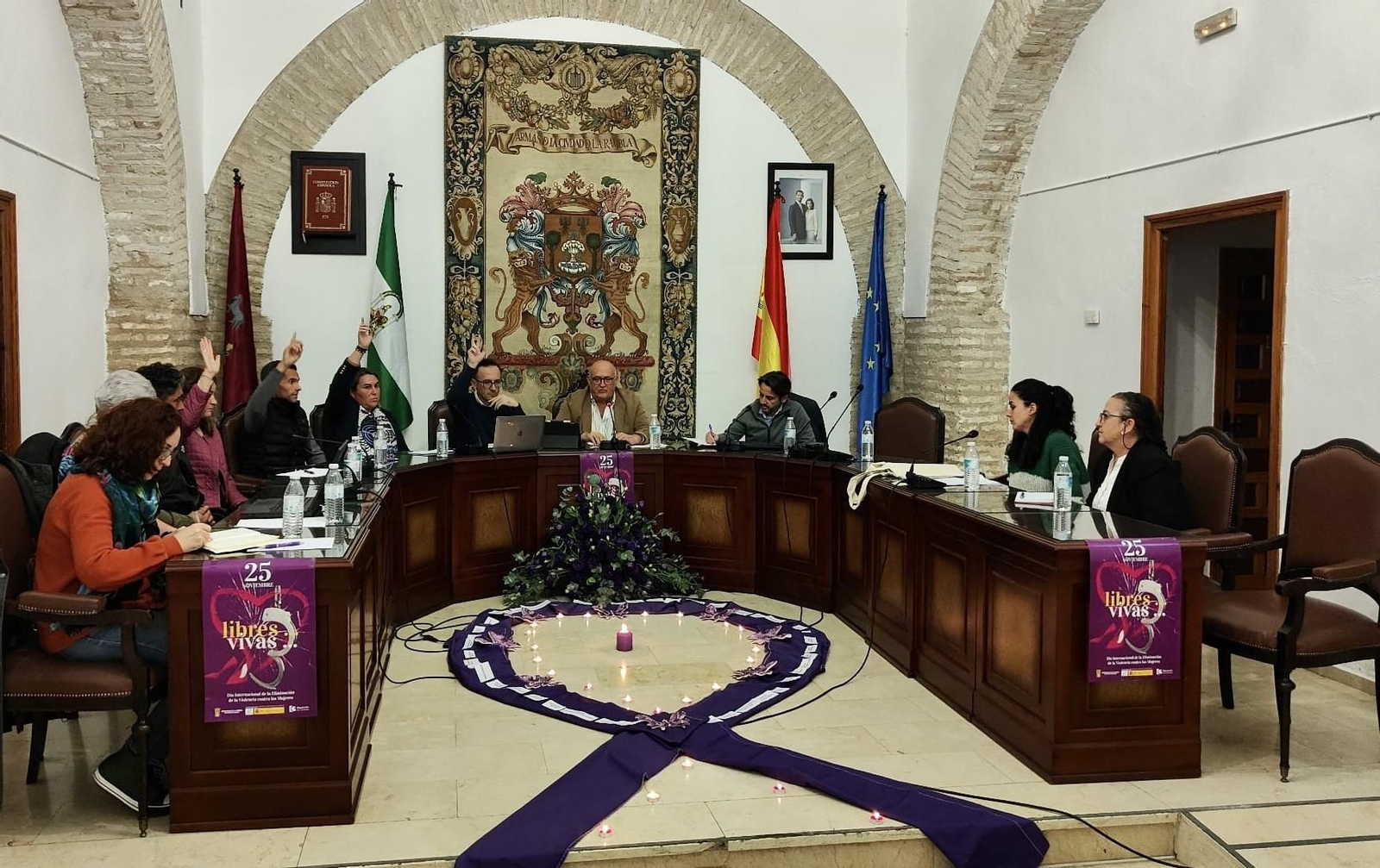 Sesión extraordinaria del Pleno de La Rambla. Sesión extraordinaria del Pleno de La Rambla.