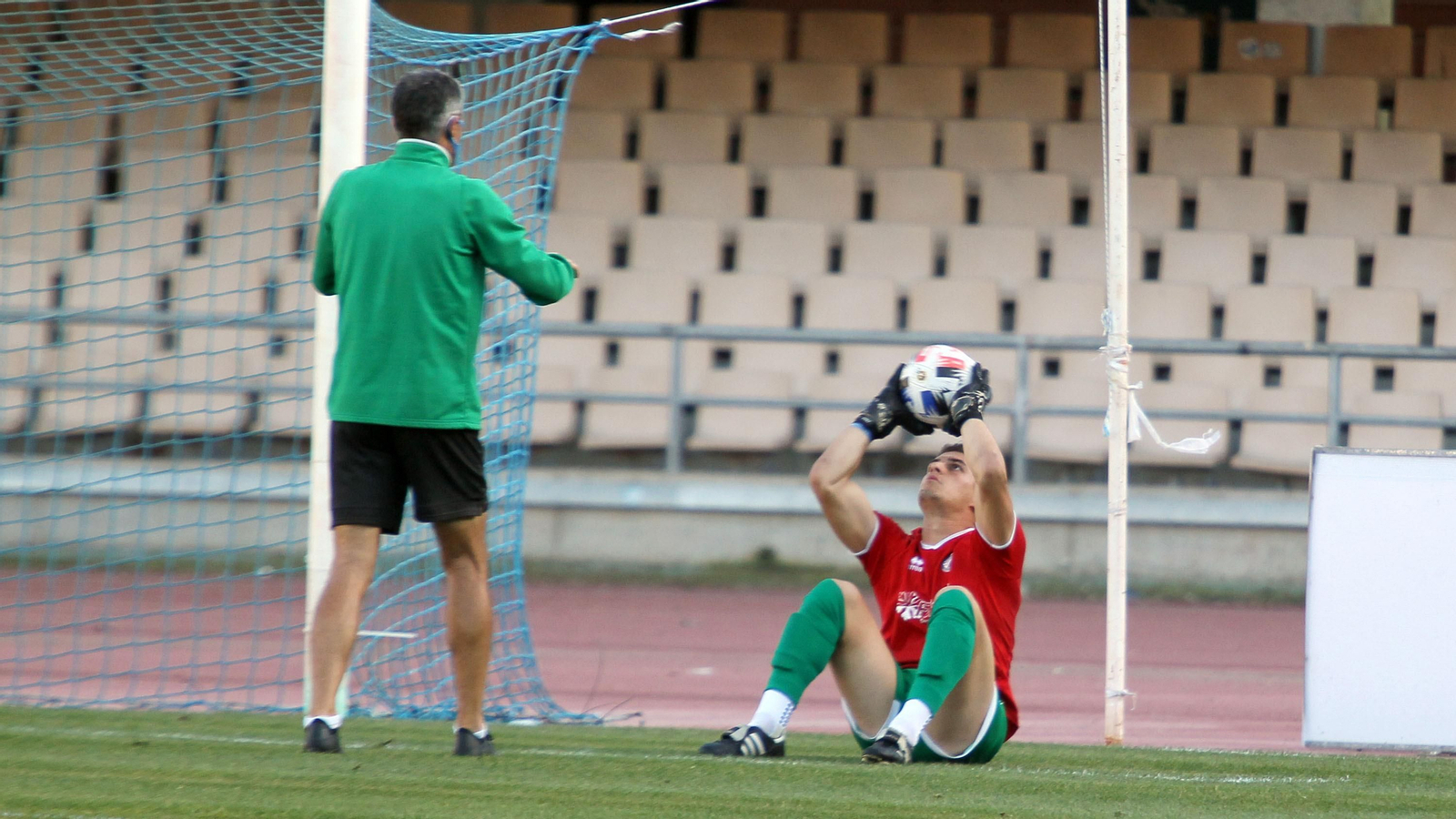 Imágenes del Xerez DFC contra Salerm Puente Genil en Chapín