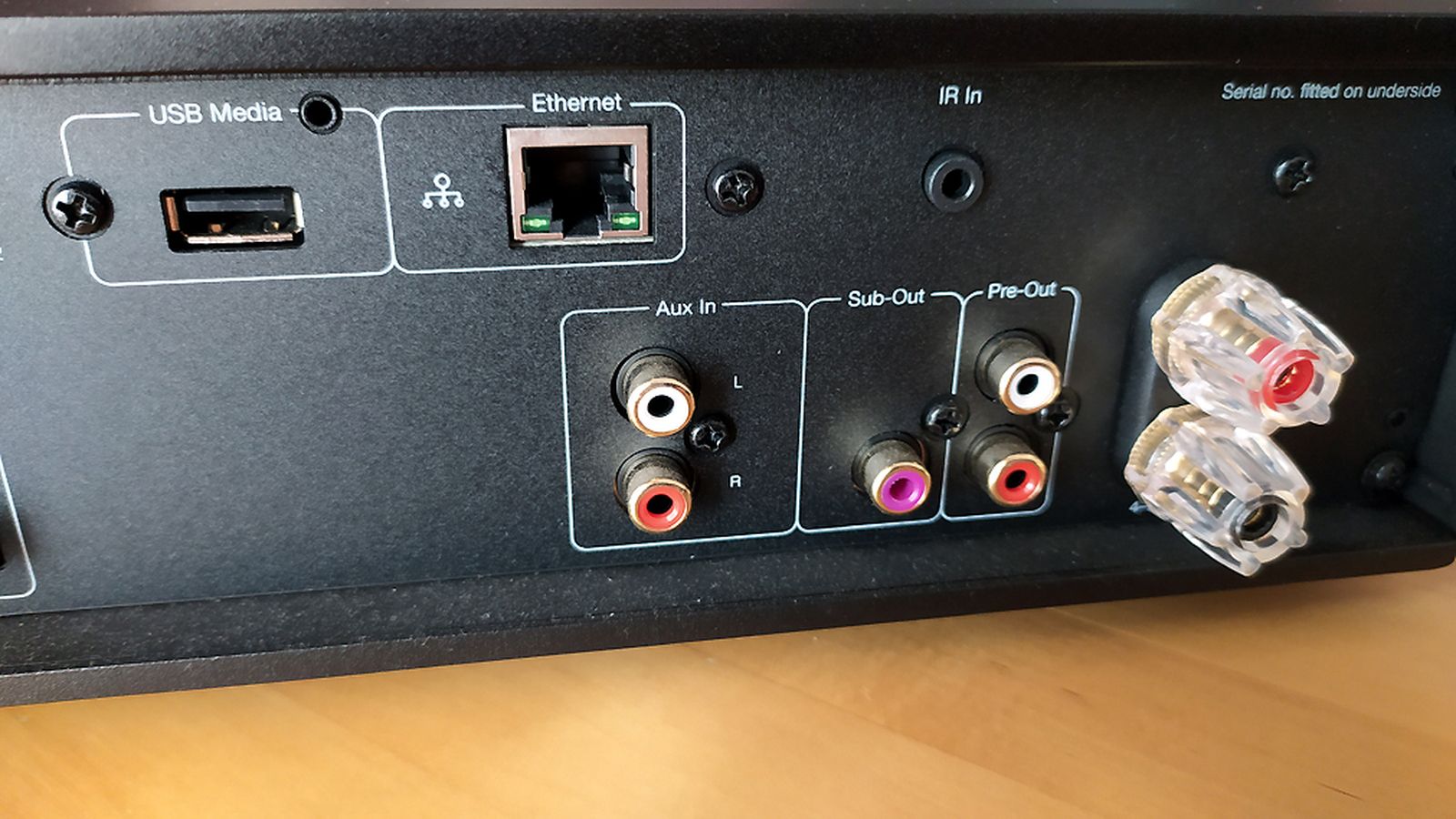 Conectores del reproductor Evo 75 de Cambridge Audio