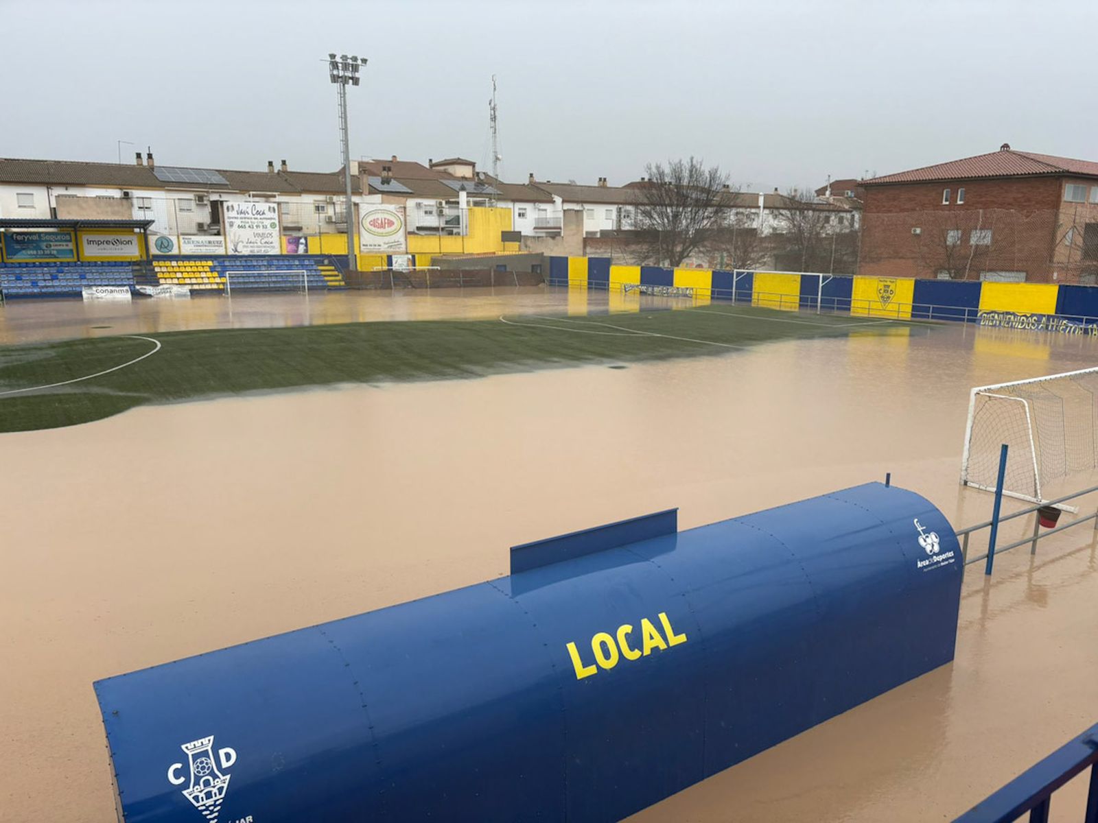 Estado del Estadio Miguel Moranto de Huétor Tájar.