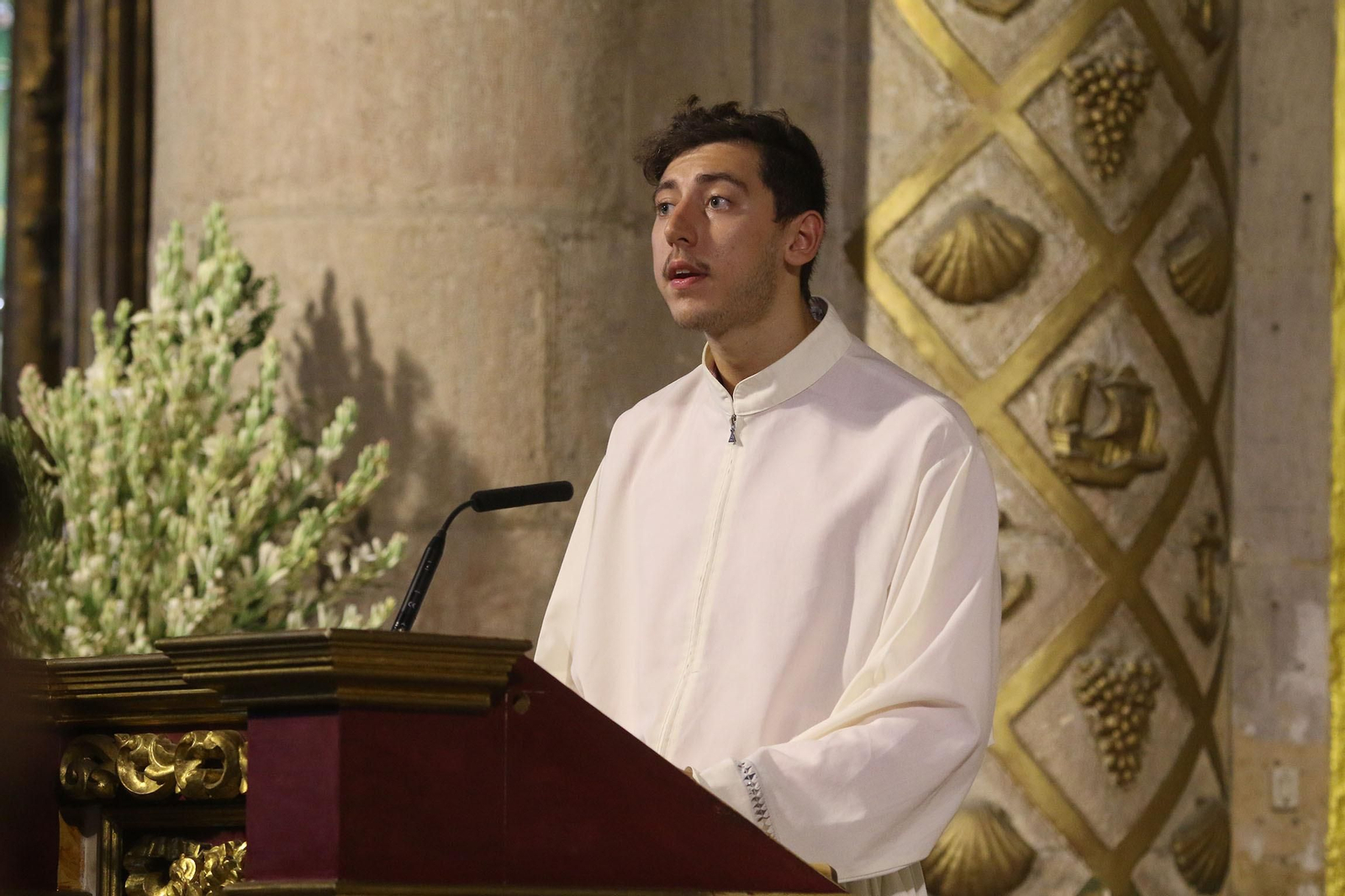 Fotogalería de la retirada de la Virgen del Mar para su restauración