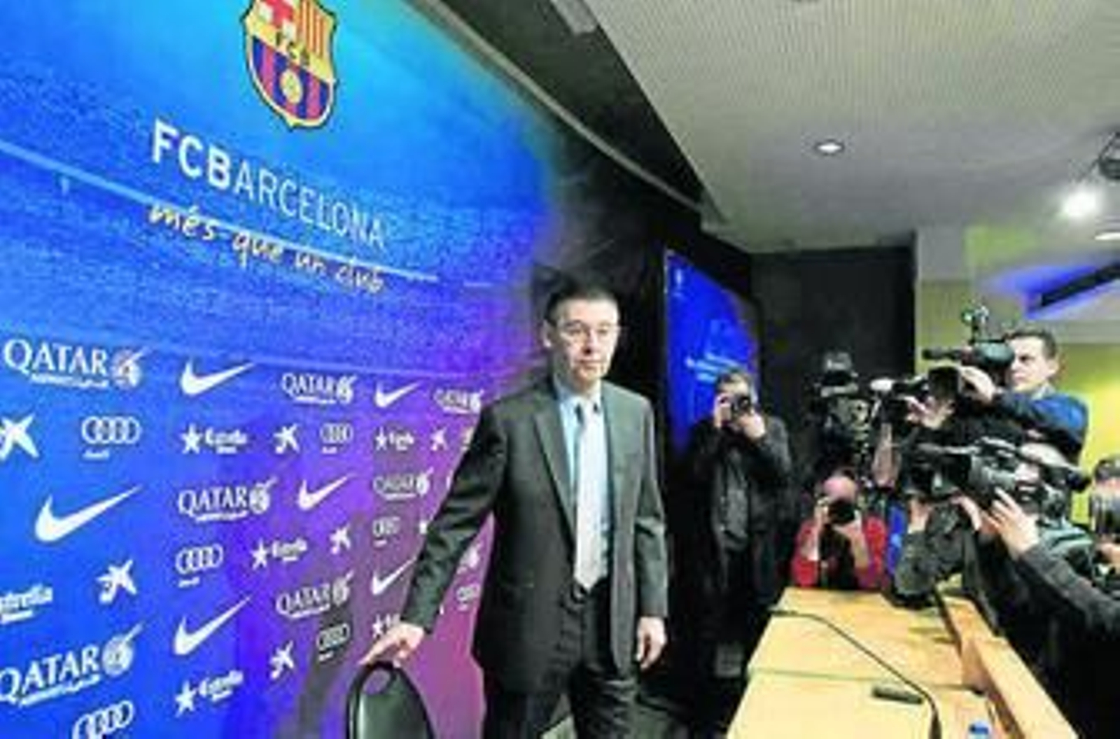 Josep María Bartomeu se dispone a ofrecer una rueda de prensa
