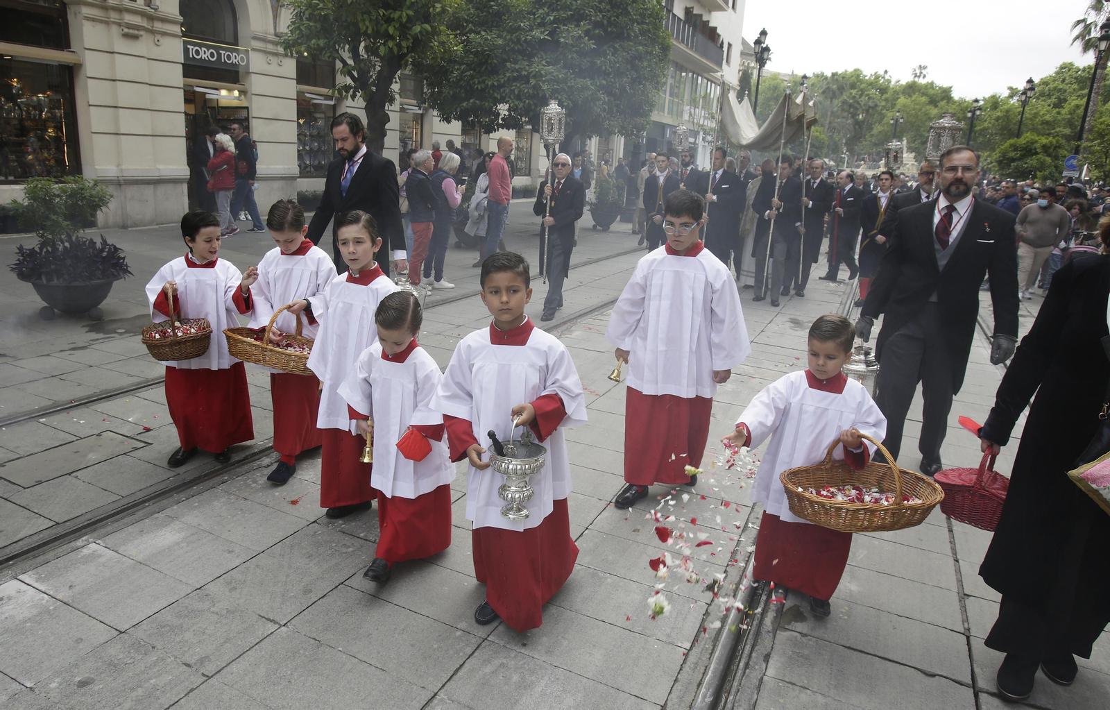 PROCESION DE LOS IMPEDIDOS DE LA SACRAMENTAL DEL SAGRARIO