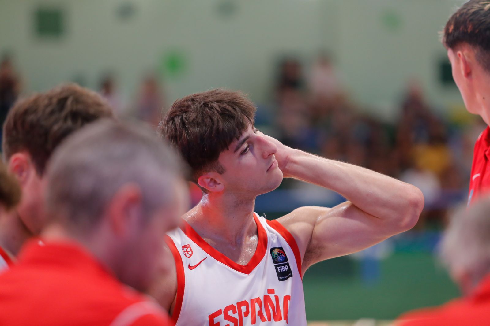 Las fotos de la primera jornada del torneo Internacional U20 de baloncesto de La Línea