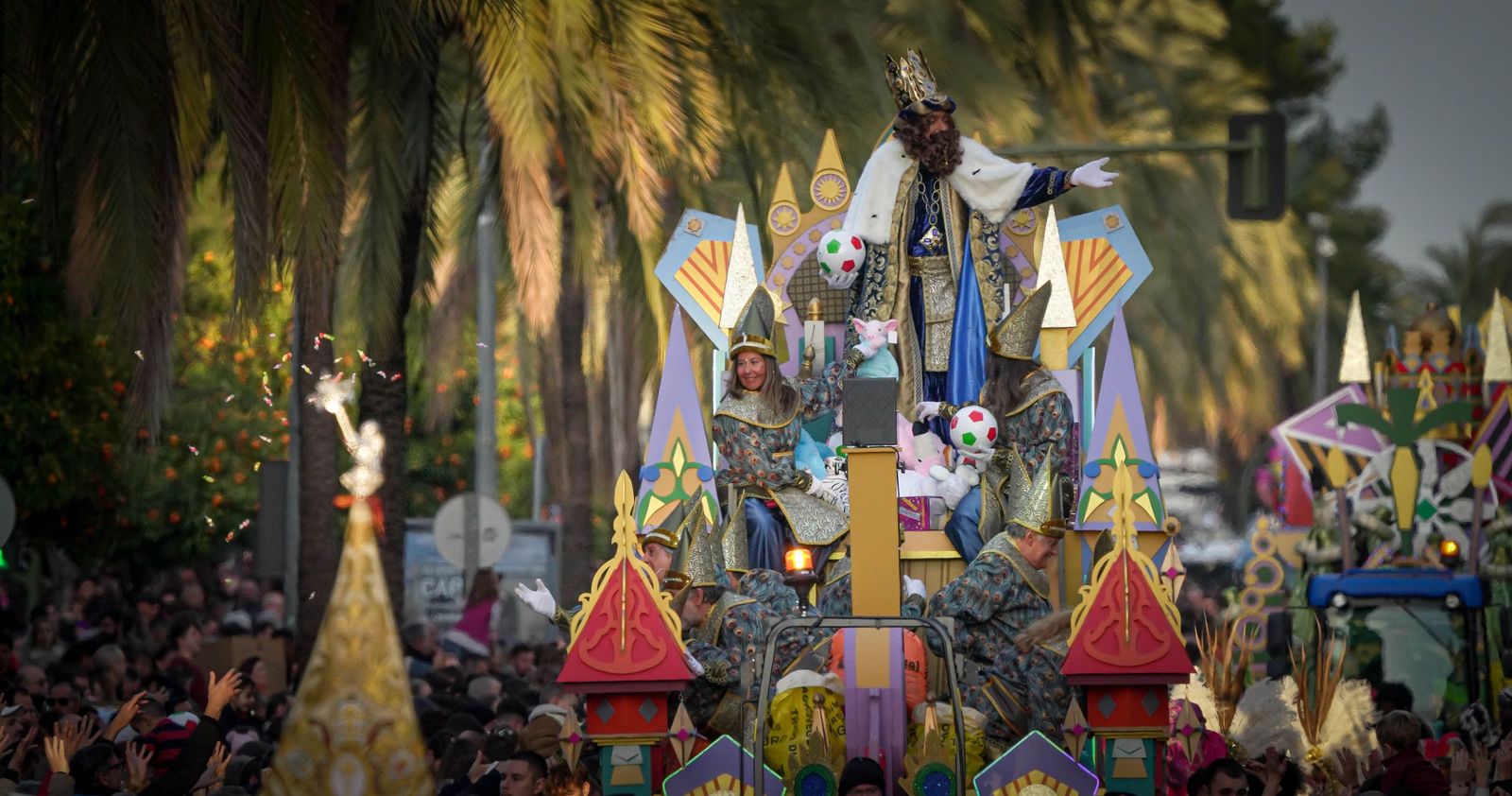 Imágenes de la cabalgata de Reyes Magos en Jerez
