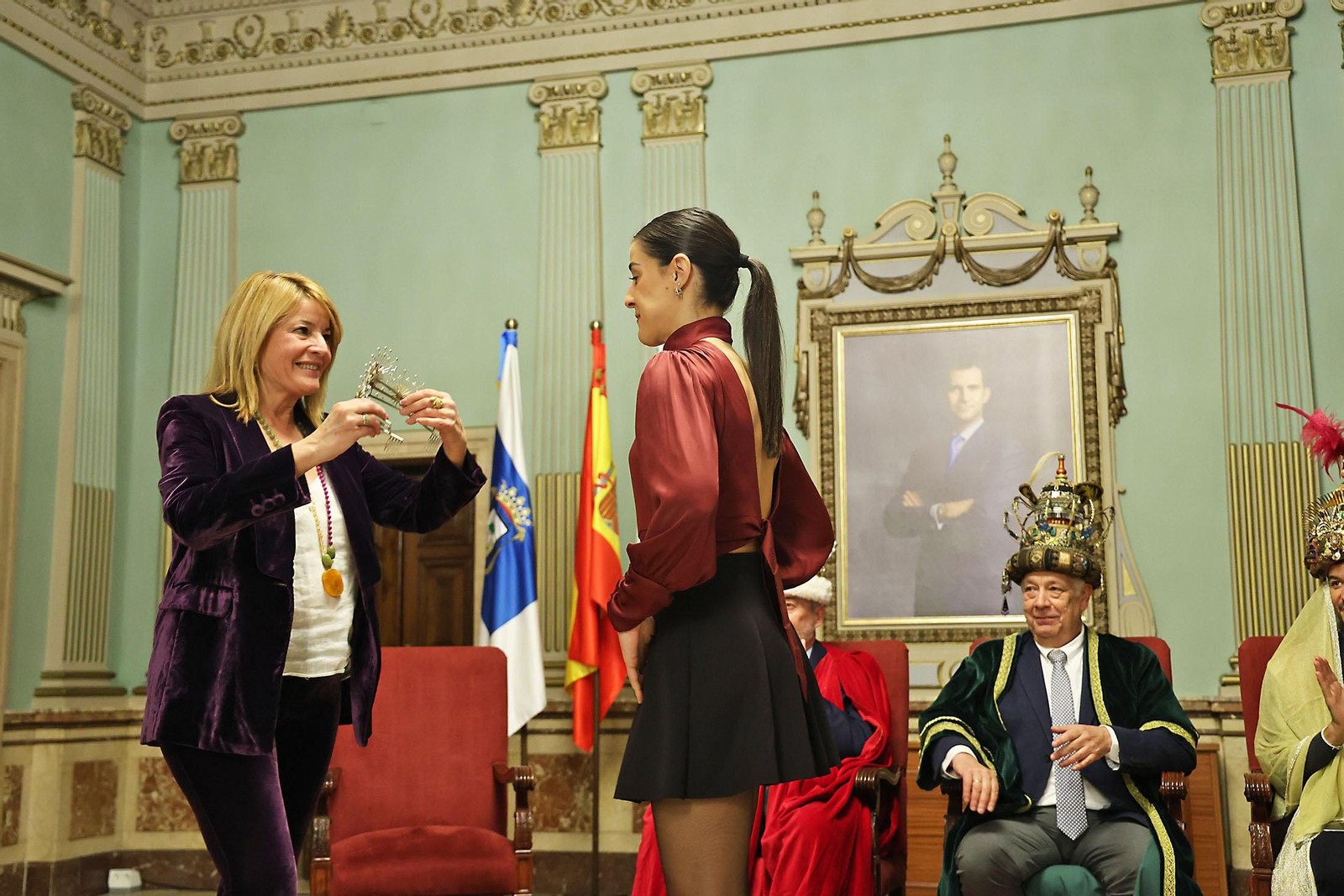 Imágenes de la Coronación de sus Majestades los Reyes Magos de Huelva 2025