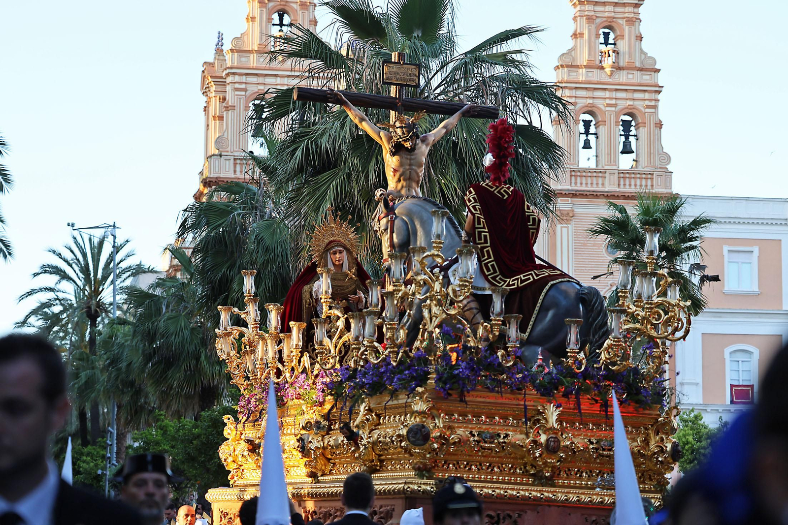 Martes Santo en Huelva: Imágenes de la Hermandad de La Lanzada