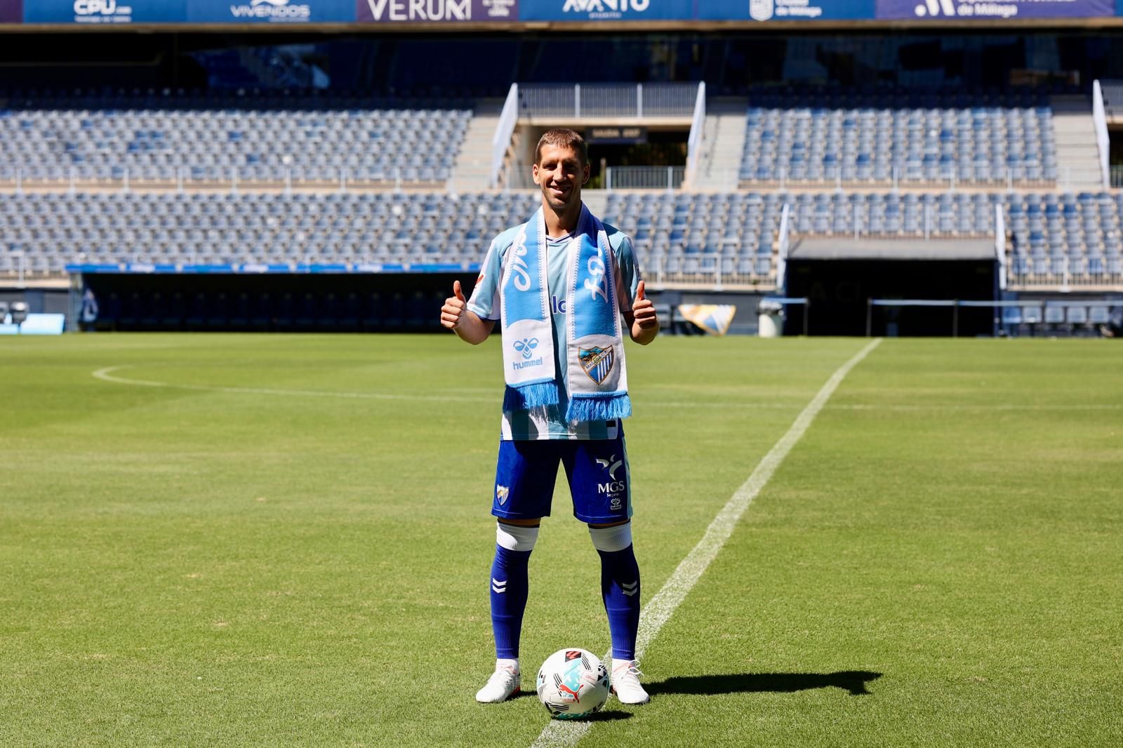 Las primeras imágenes de Brasanac como jugador del Málaga CFº