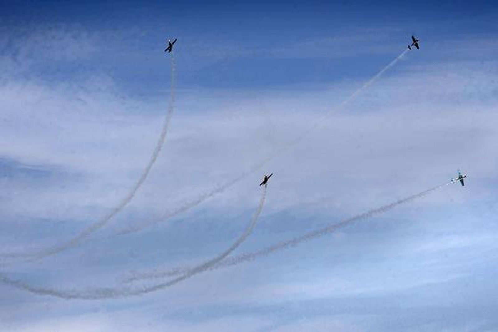 190.000 personas disfrutan del III Festival Aéreo en la playa de la Victoria. /Foto: Julio González