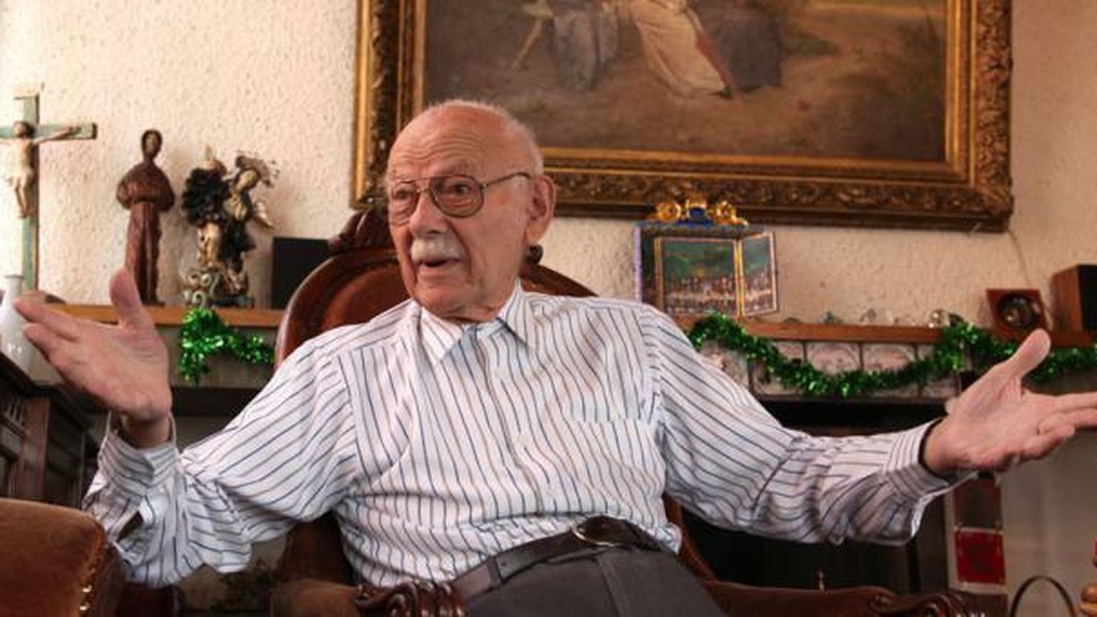 El mandato de Sixto Durán estuvo marcado por la Guerra del Cenepa.