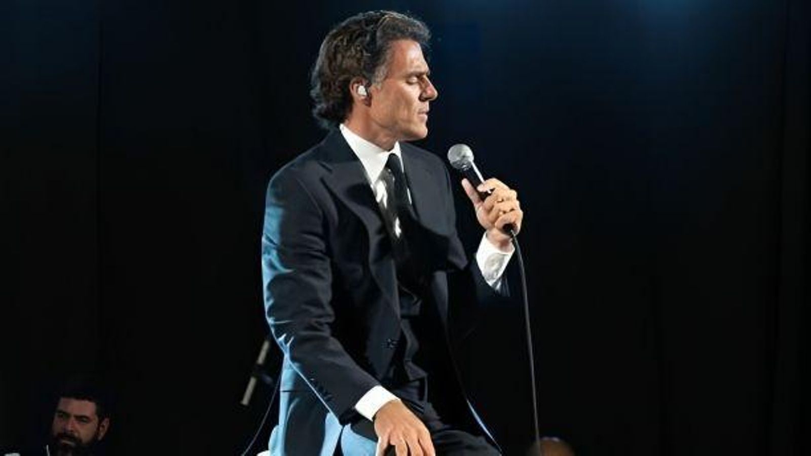 El parecido de Diego con Julio Iglesias ha convertido este espectáculo en algo único y especial.