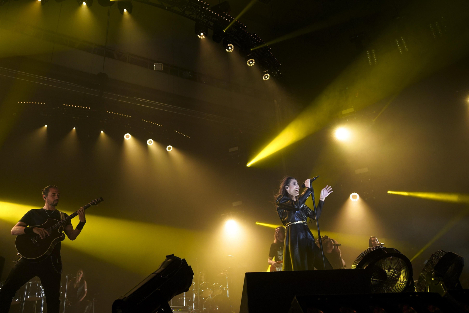 El concierto de Malú en Granada, en imágenes