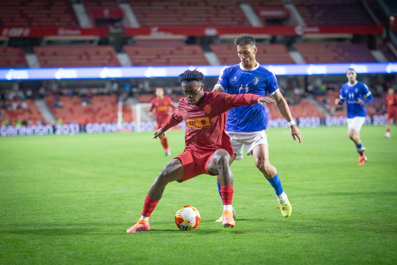 Las mejores imágenes del duelo copero entre UD Maracena y Valencia CF