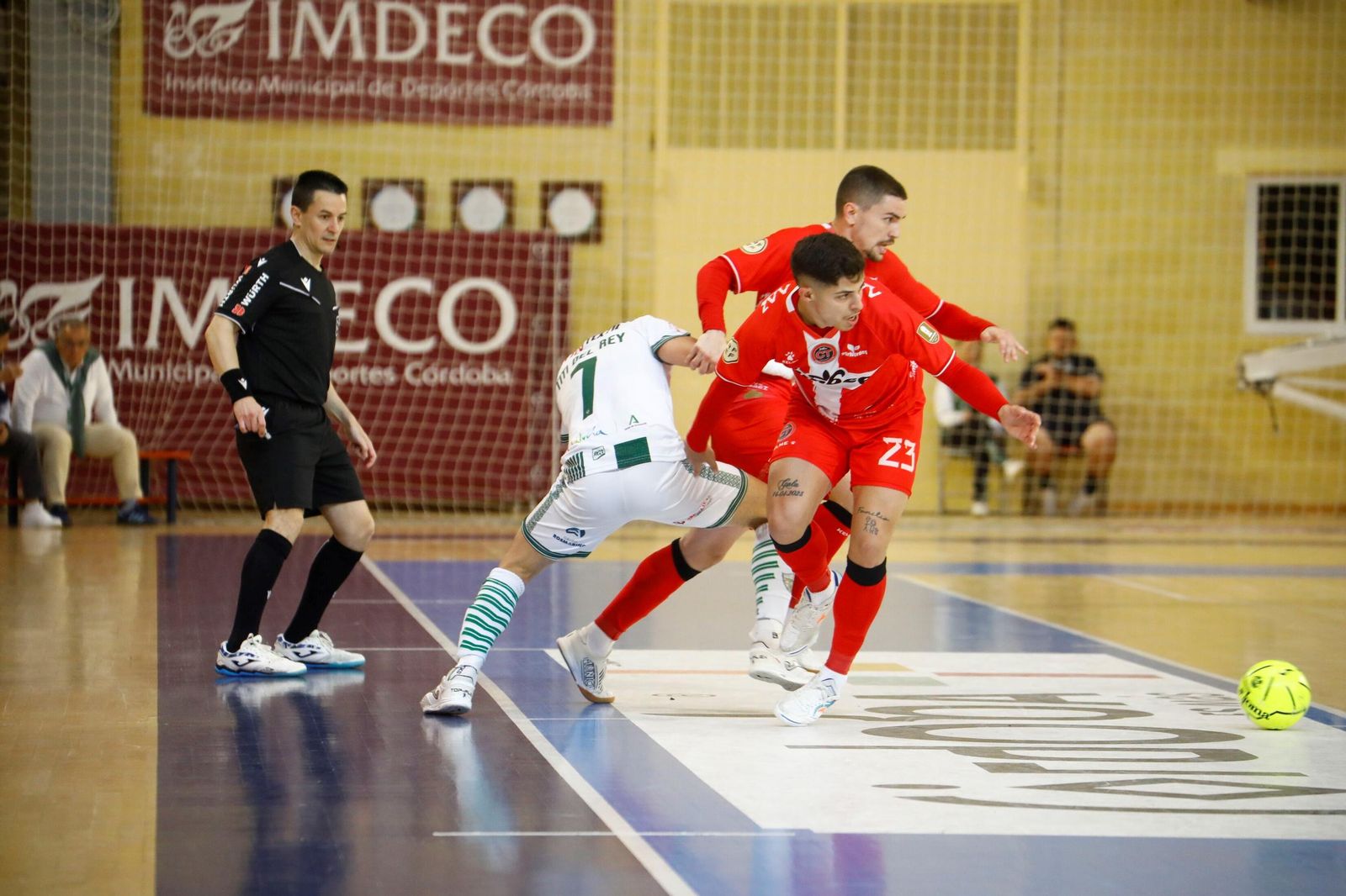 Las mejores fotos del ambiente en Vista Alegre para el Córdoba Futsal - Jimbee Cartagena