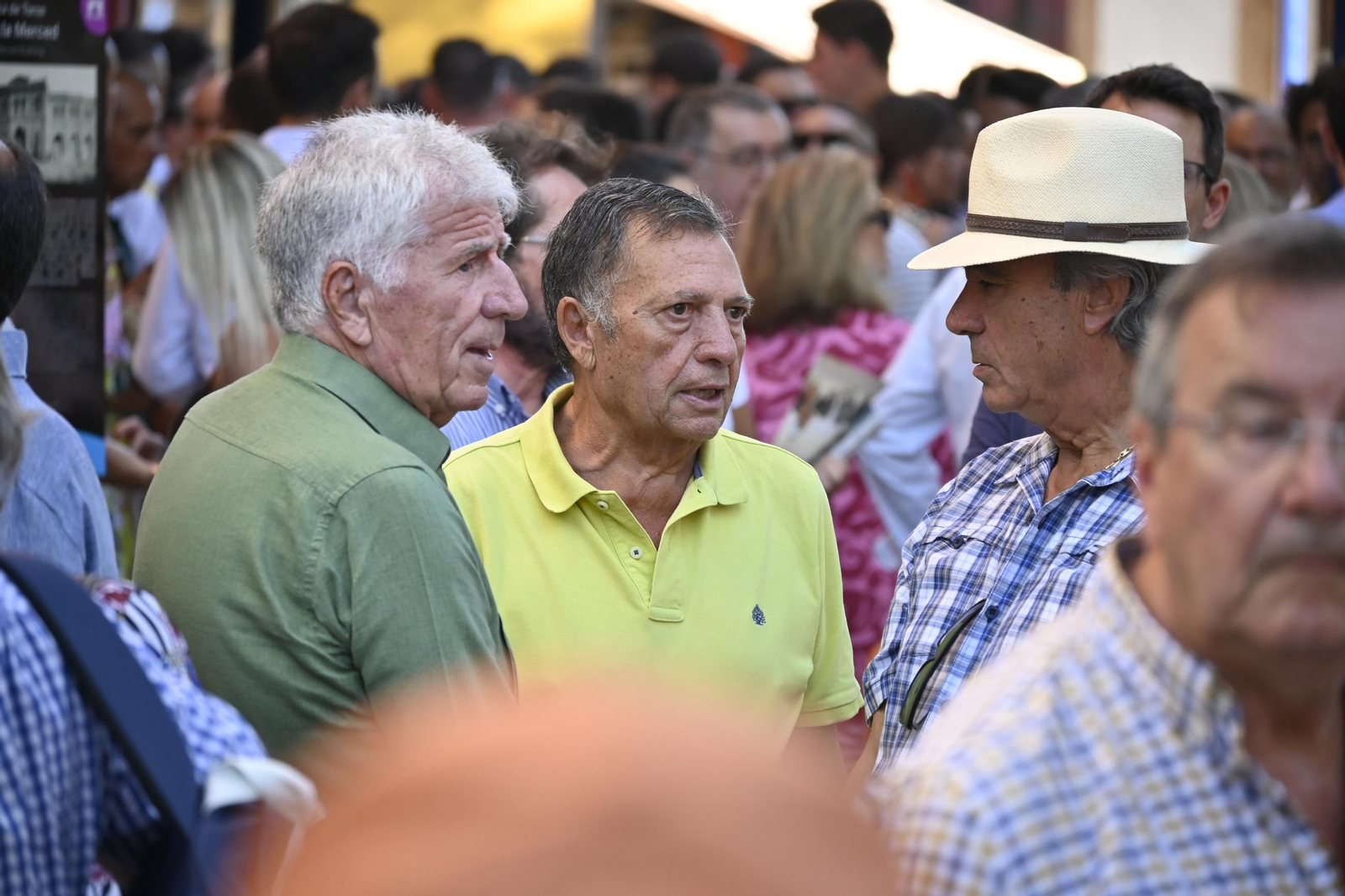 Imágenes de ambiente en el tercer día de toros en Huelva
