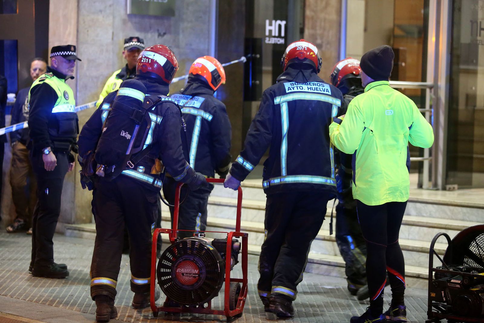 Incendio en el Hotel NH Luz en imágenes