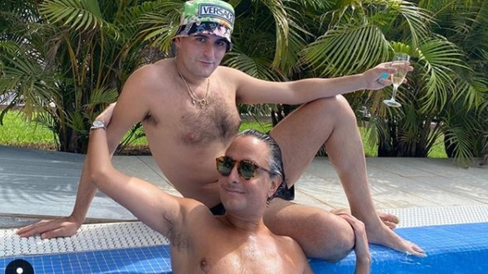 Alejandro Gómez Palomo y Josie, disfrutando de Gran Canaria durante su visita para asistir a 'Moda Cálida'.