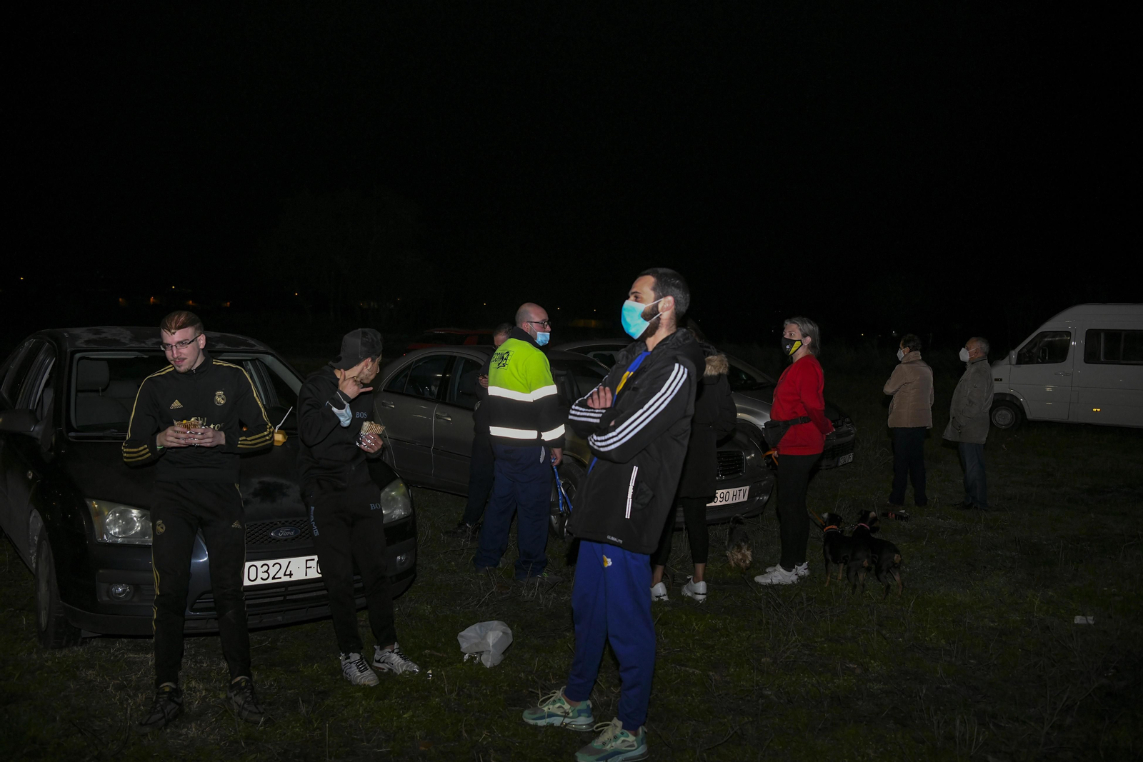 Fotos: La sucesión de terremotos que ha vuelto a sacar a los vecinos de Granada y el Cinturón a la calle