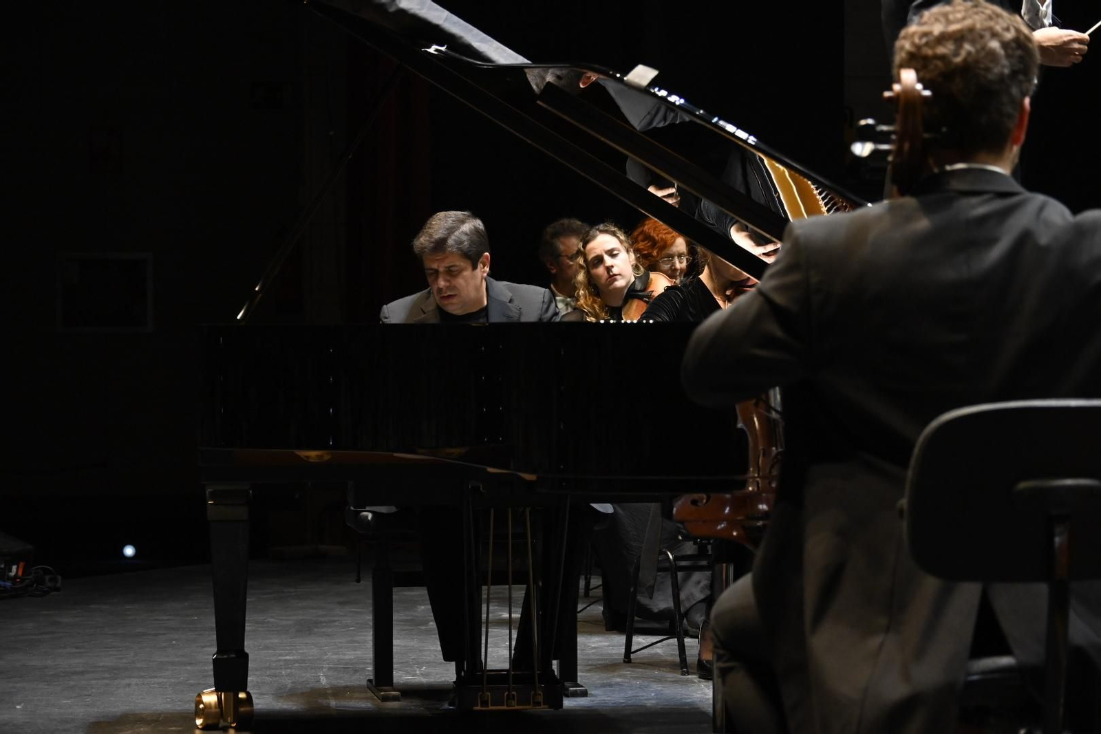 Imágenes del concierto de Perianes en la Casa Colón