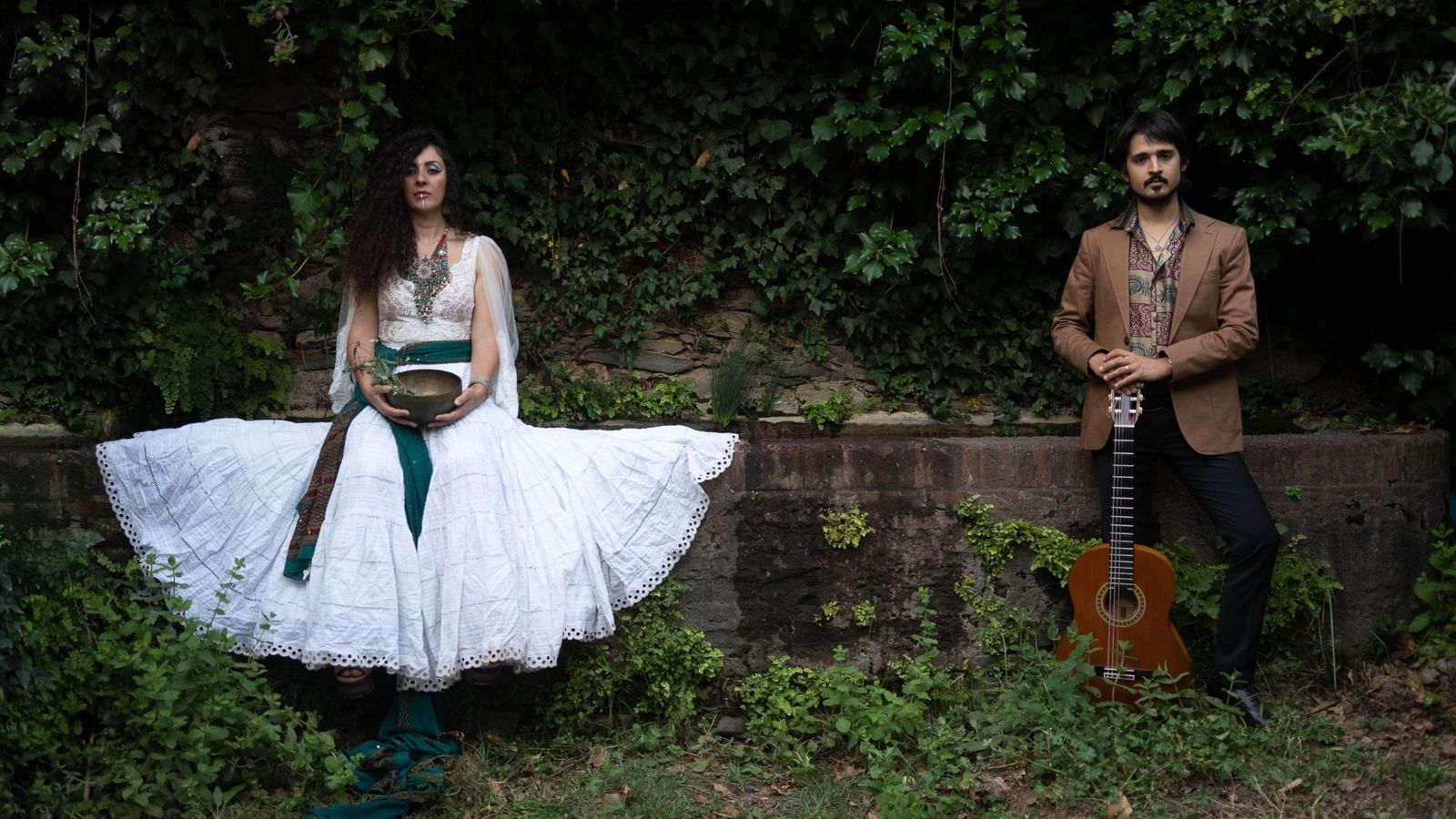 Dúo musical Canela y Clavo.