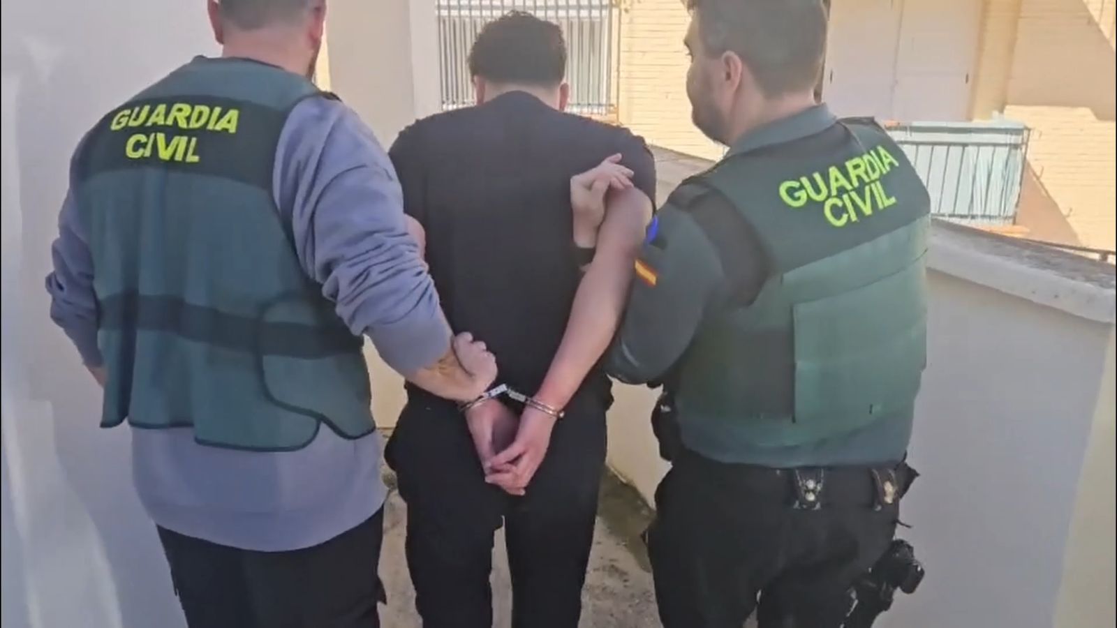 Detenido tras cometer un hurto mediante el método del “abrazo cariñoso” en La Zubia