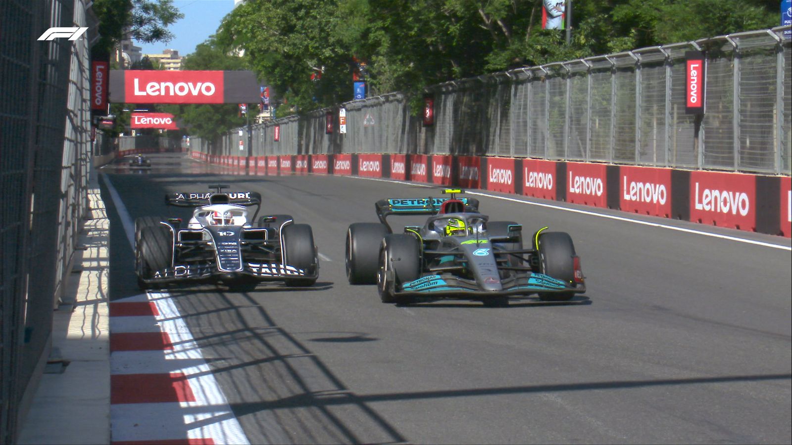 Hamilton adelanta a Gasly para acabar cuarto.