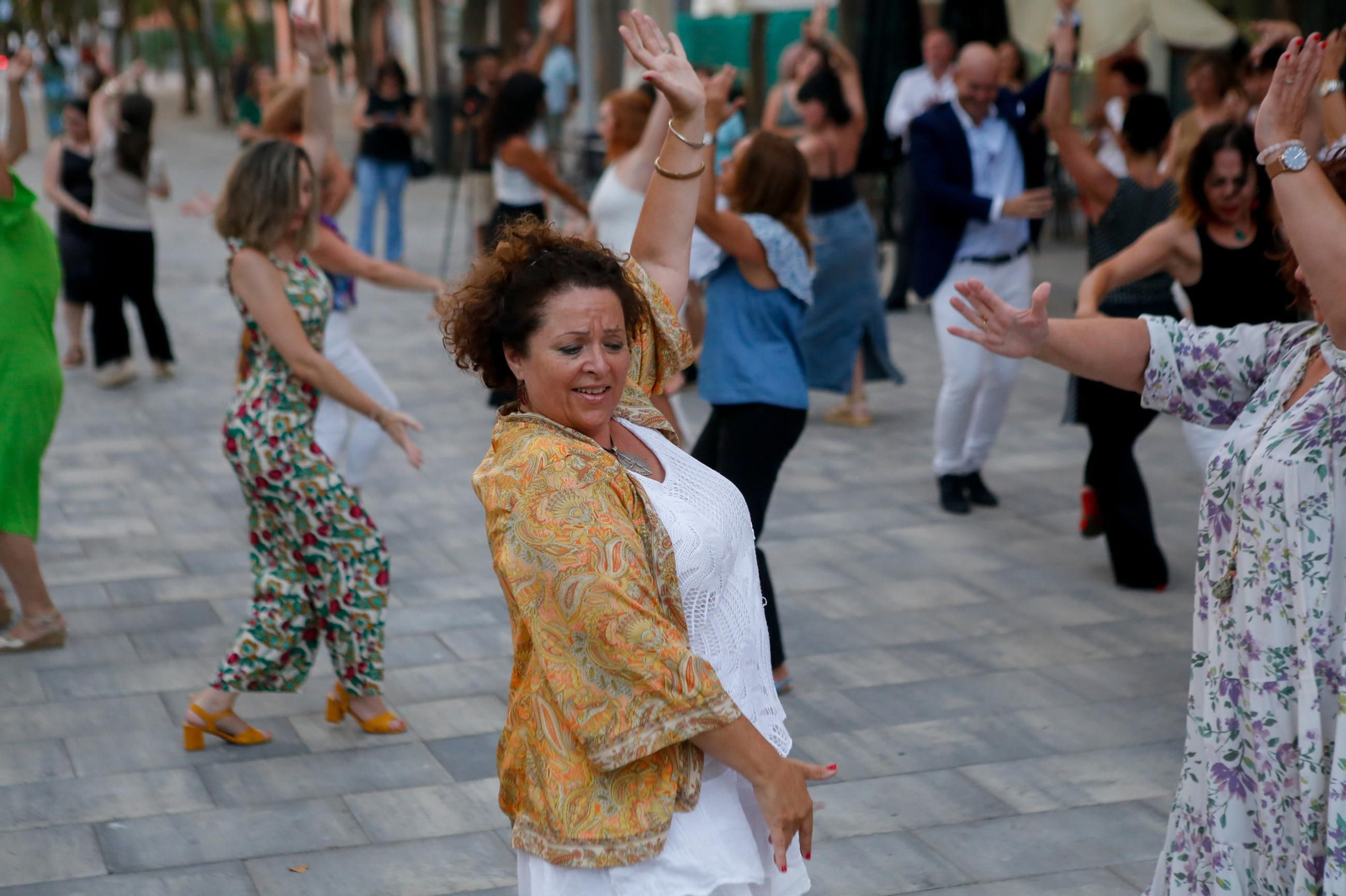 Fotos del flashmob de baile flamenco de Mercedes Alcalá y David Lozano
