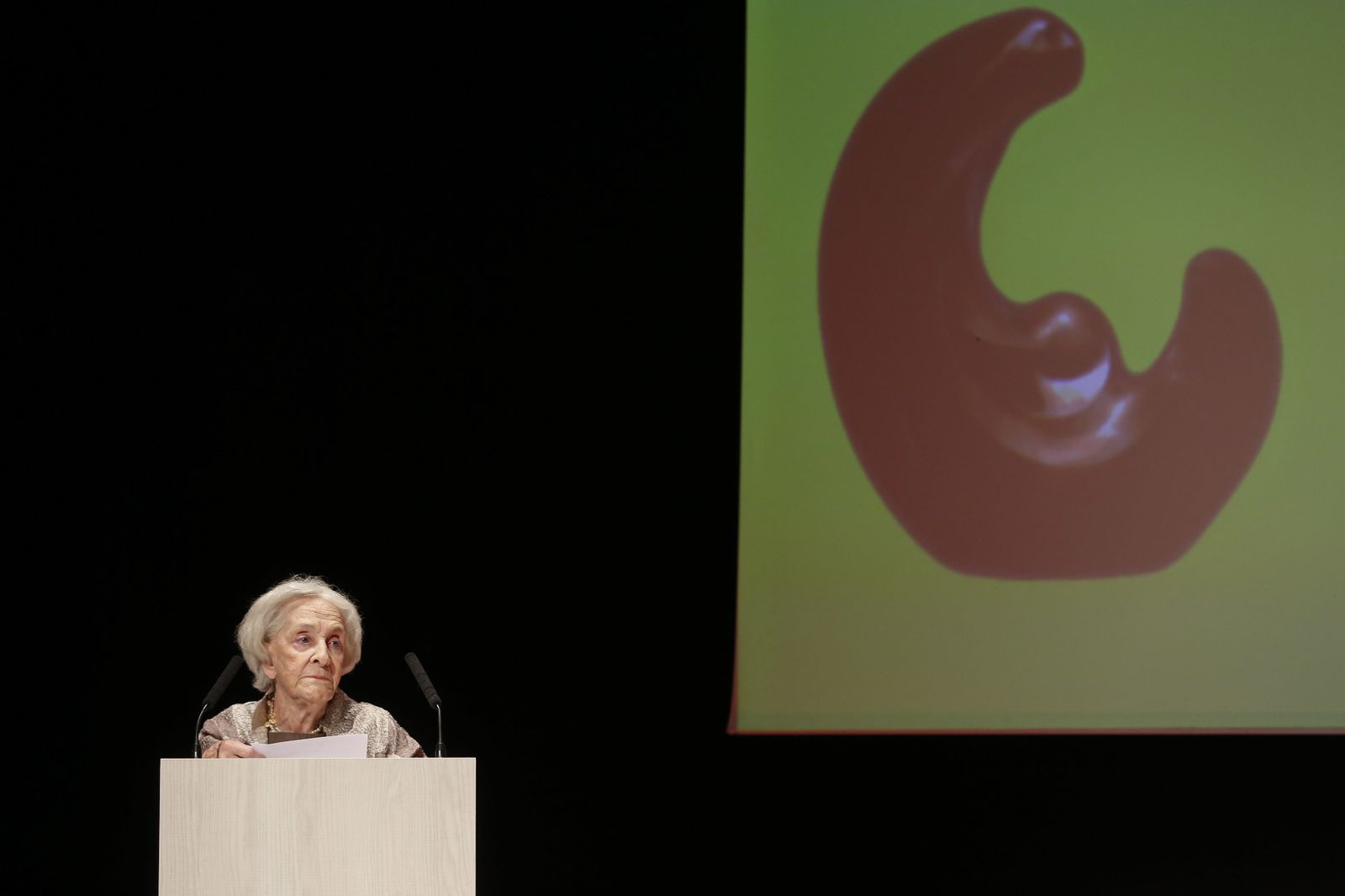 La imágenes de la entrega del Premio Ciudad de Granada-Federico García Lorca de Poesía
