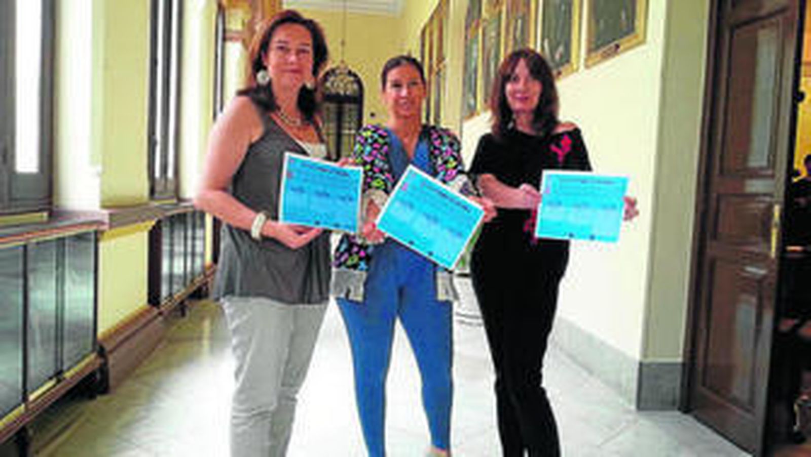 María del Mar Martín Rojo, Gemma del Corral y Silvia Grijalba, el 12 de agosto, en la presentación del ciclo.