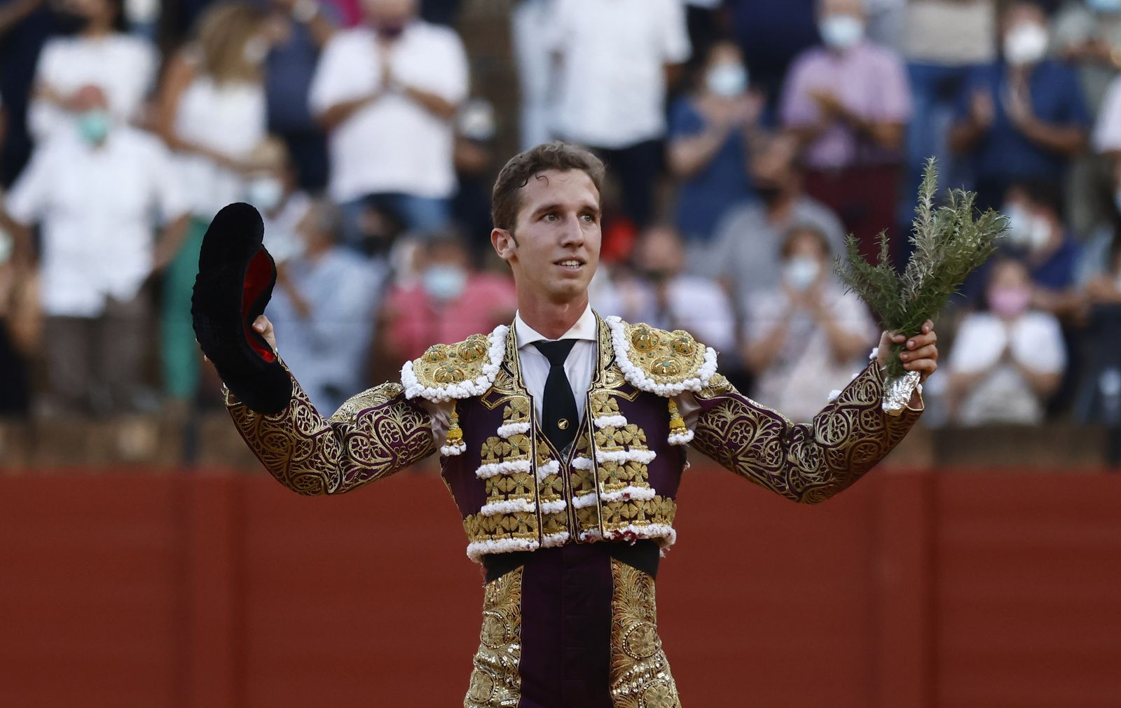 Fotos de la segunda novillada de la feria de San Miguel de Sevilla