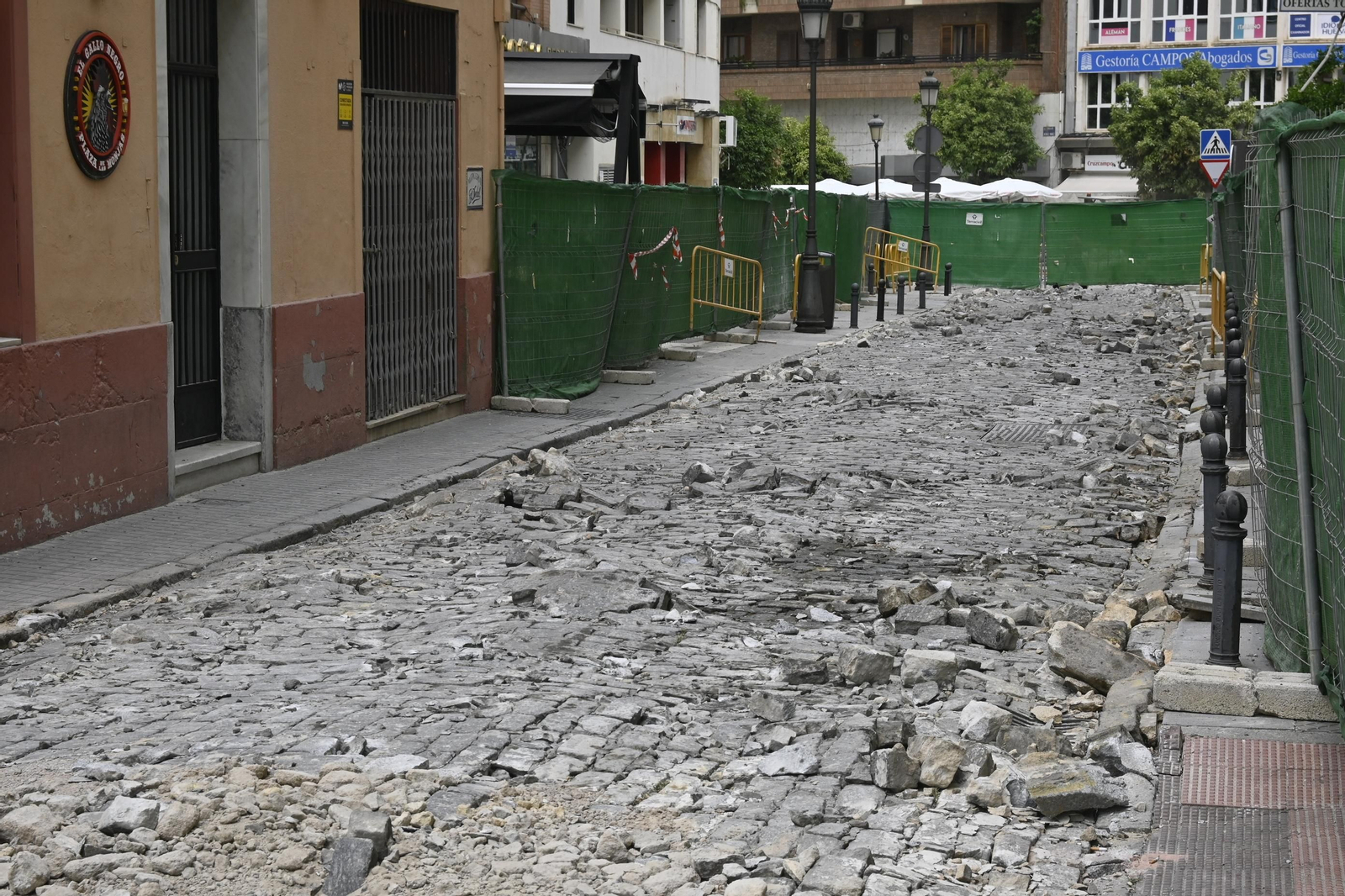 Obras en la calle Méndez Núñez, en imágenes
