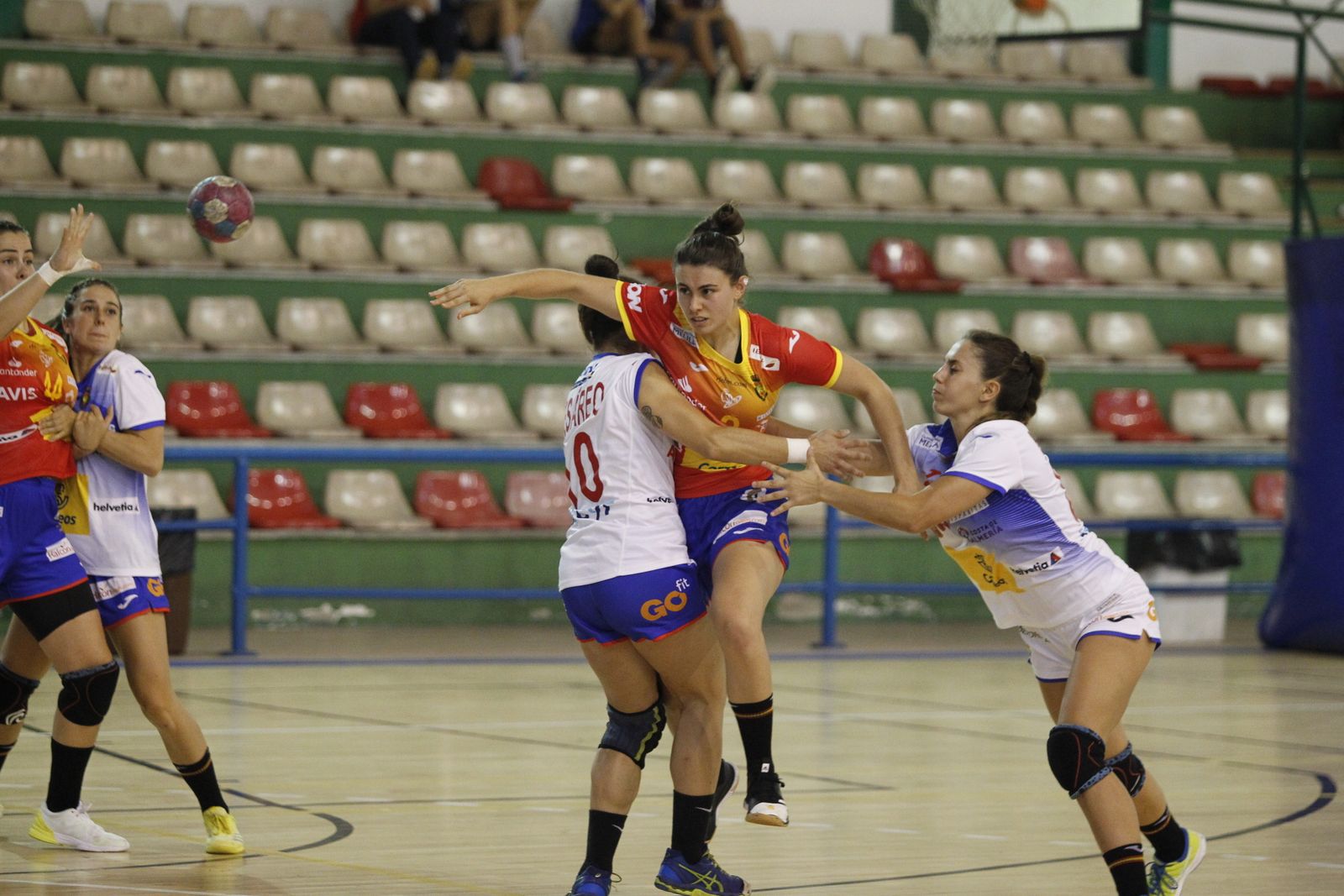 Fotogalería 'guerreras de balonmano'. Entrenamiento Selección Española